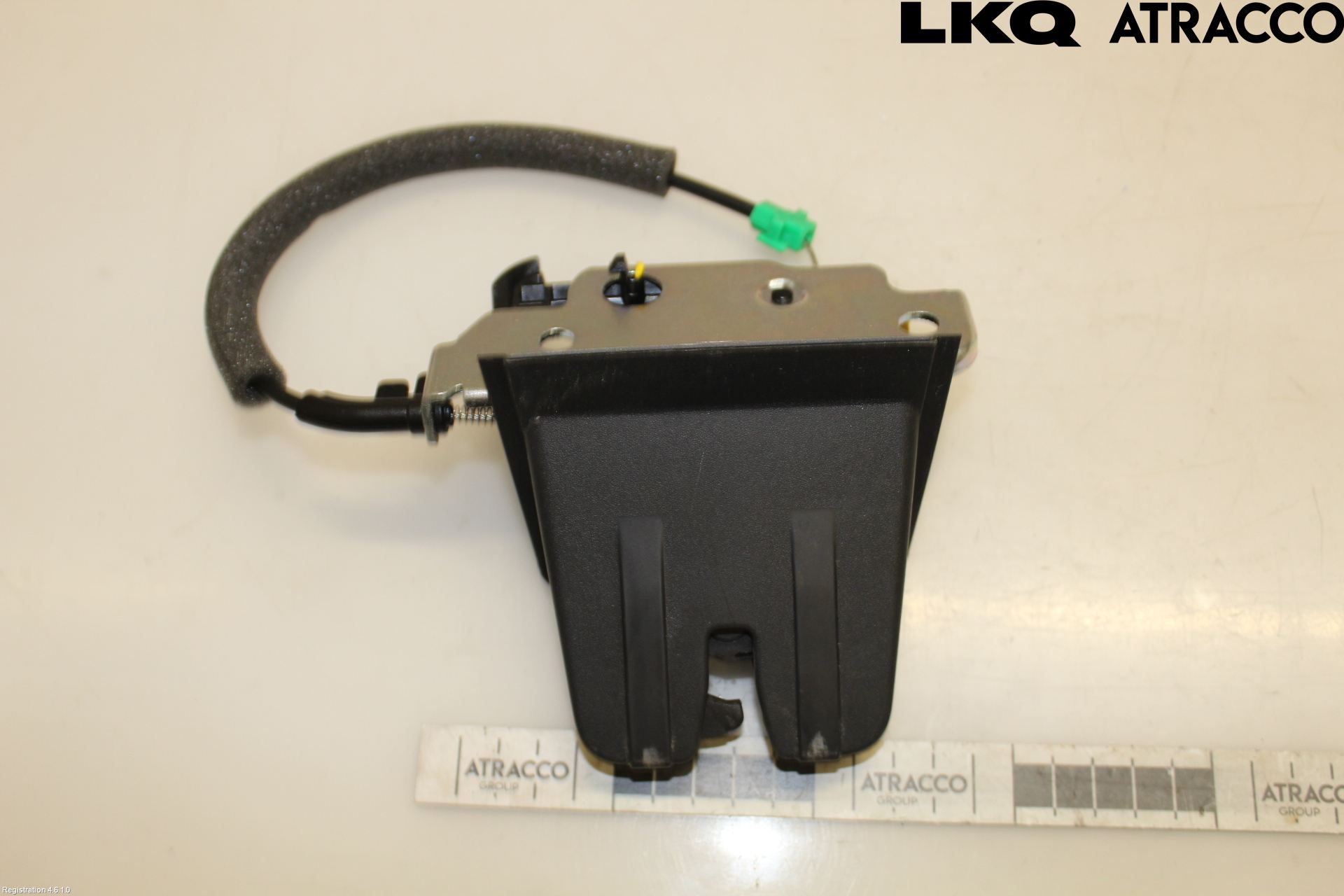 Volkswagen VW PASSAT 20-24 Bakluke-Lokk Låsekasse
