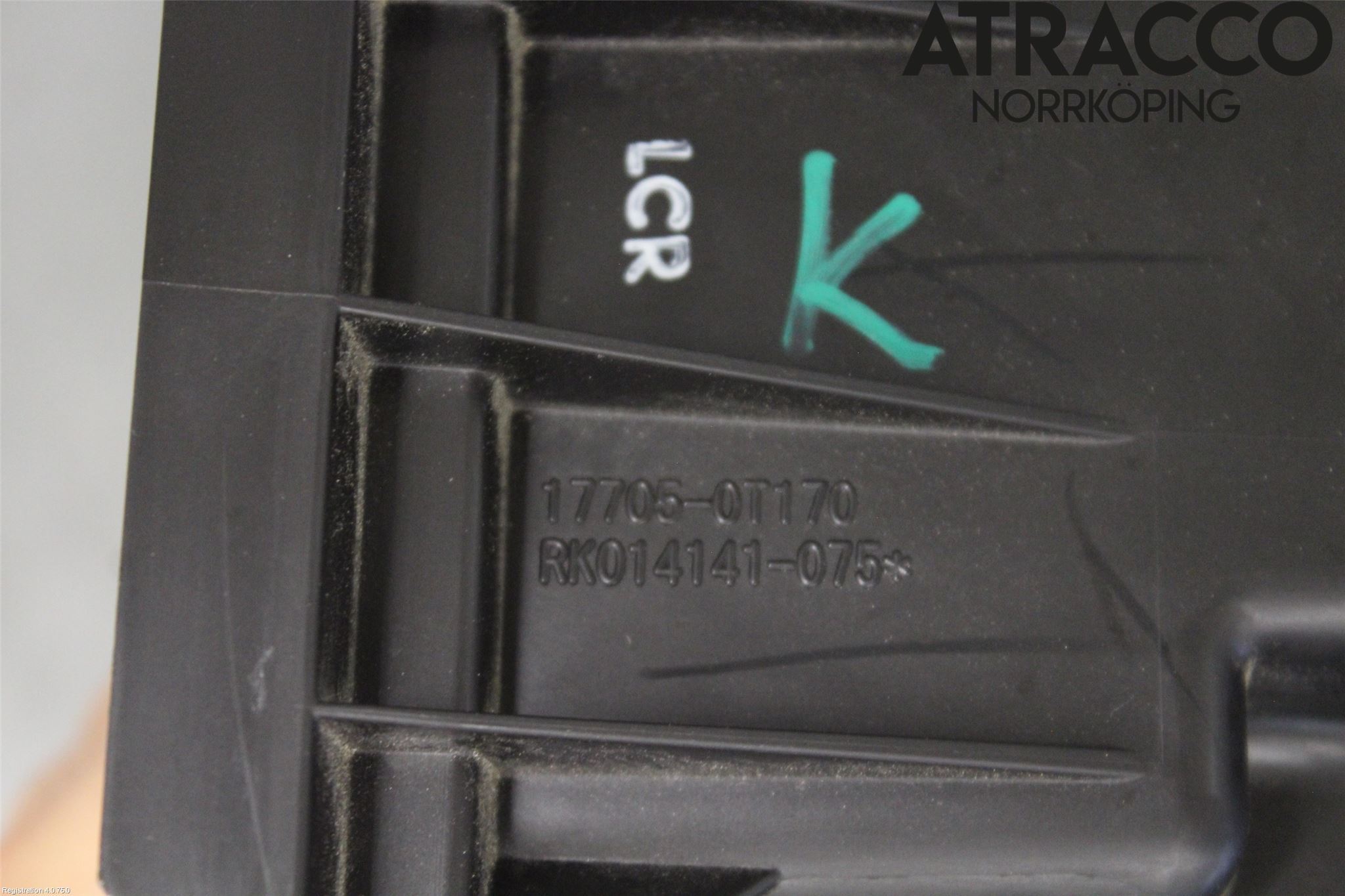Toyota C-HR 16-23 Luftfilter Boks