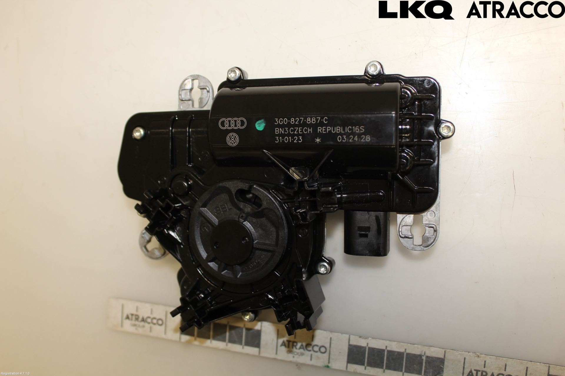 Audi Q4 E-TRON FZ 22- Baklukeåpner Automatisk