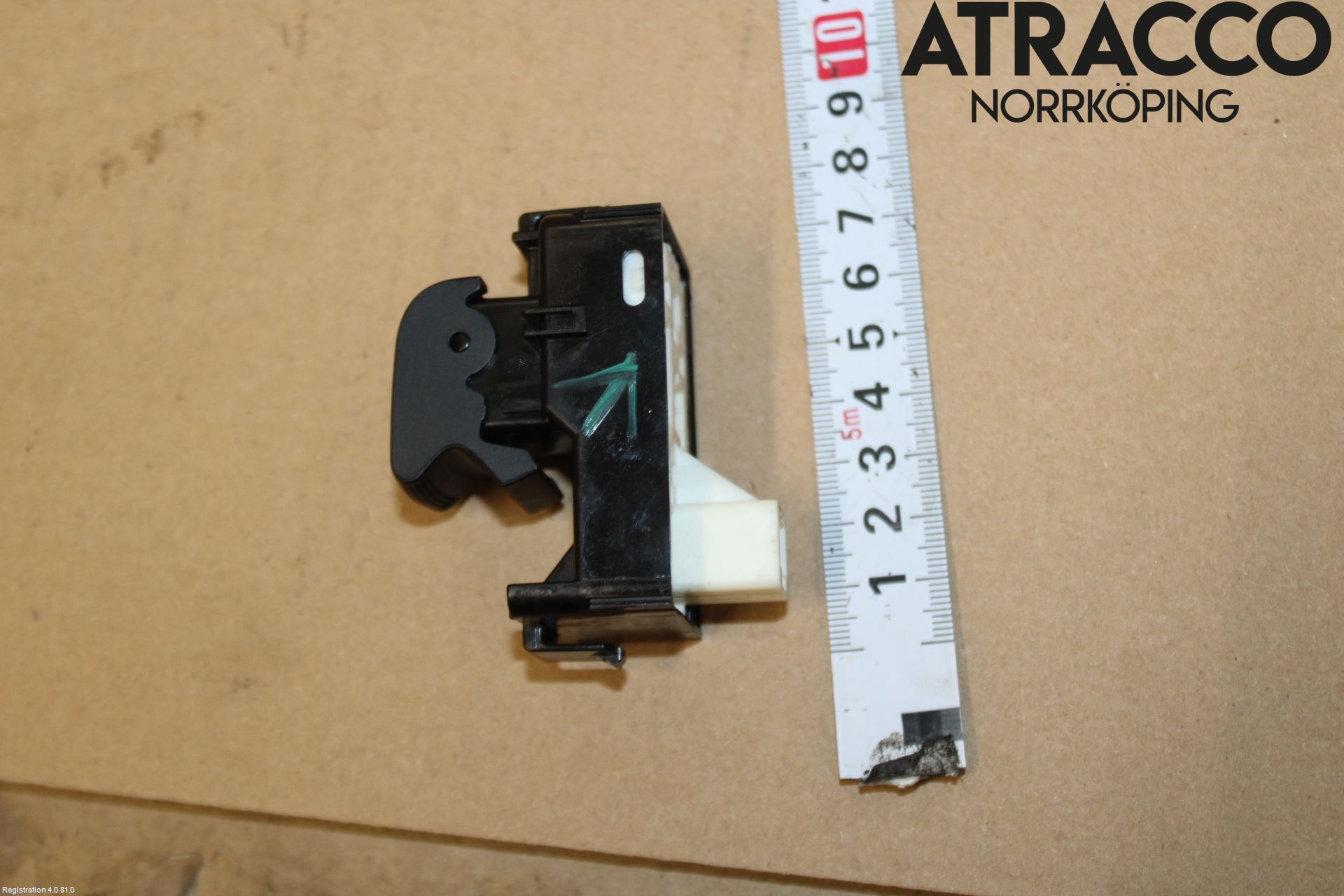 Toyota AURIS 13-19 Bryter Vindusheis