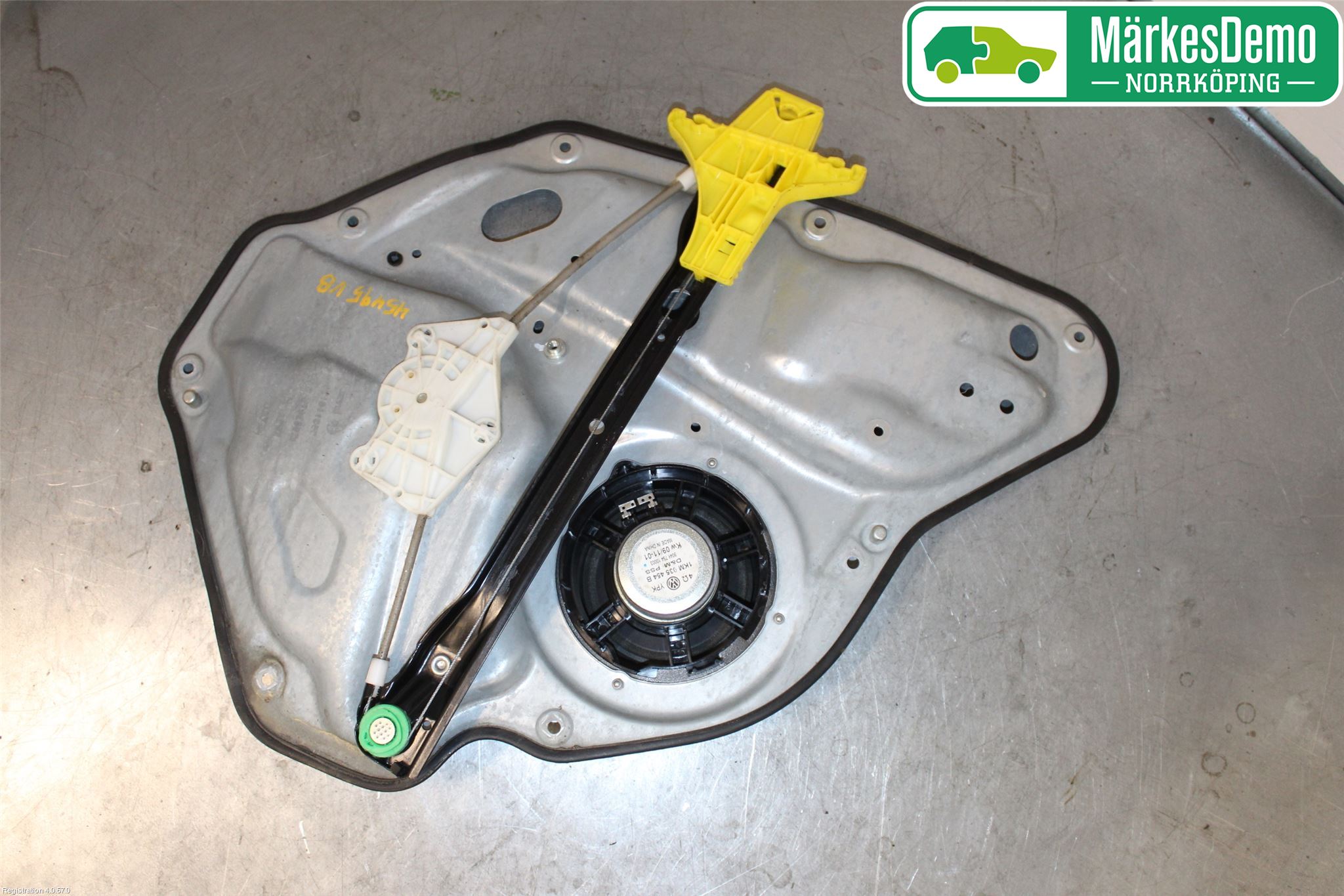 Volkswagen VW GOLF VI 09-13 Vindusheis El Komp