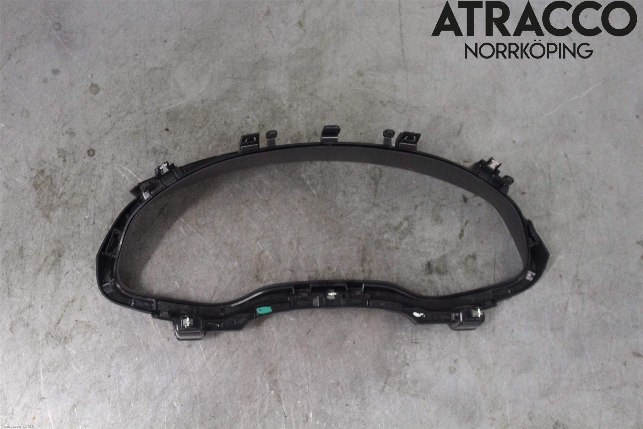 Audi A6 F2/C8 19- Instrument Ramme