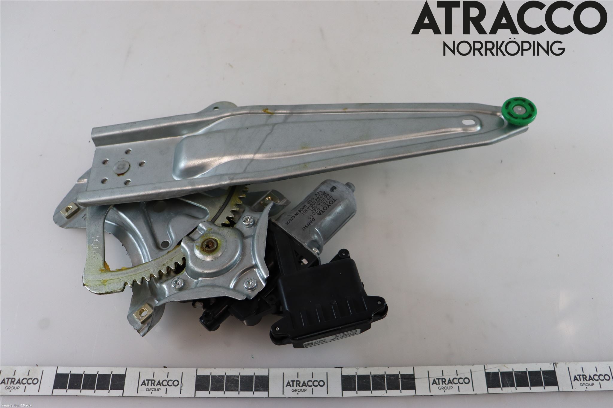 Toyota AURIS 13-19 Vindusheis El Komp