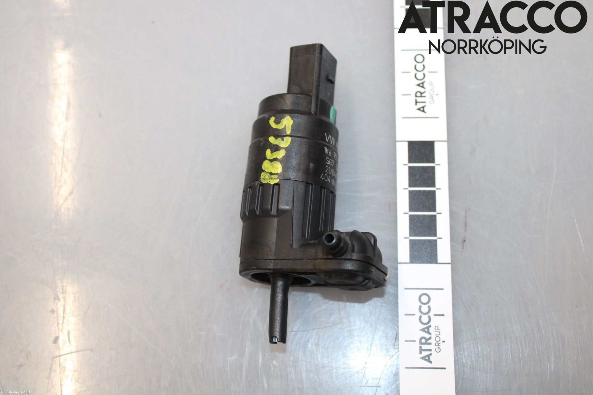 Volkswagen VW GOLF VI 09-13 Spylerpumpe Frontrute