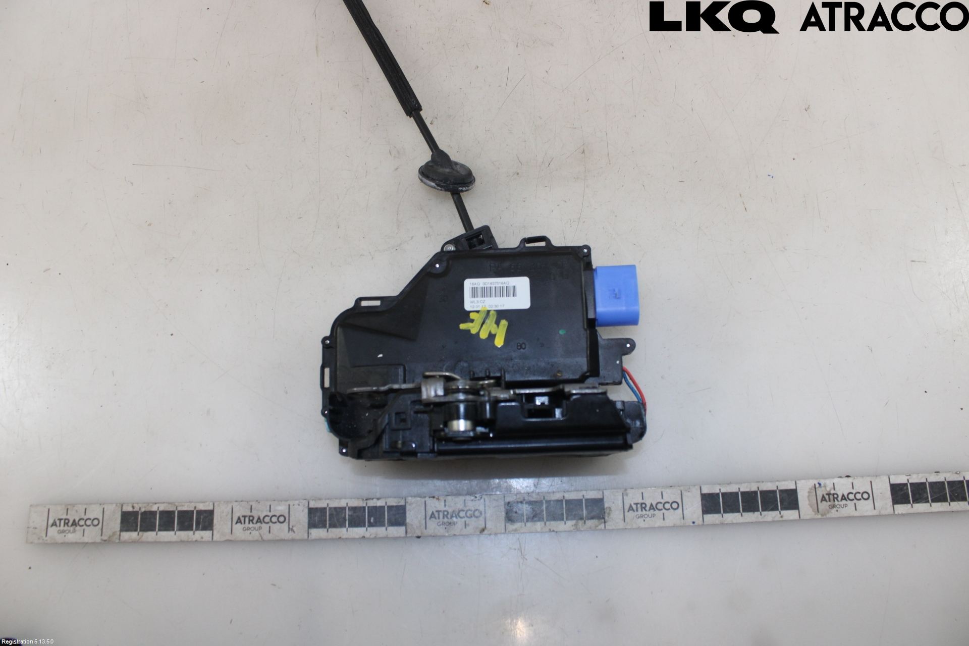 Volkswagen VW TOURAN 10-15 Dørlås - Låsekasse