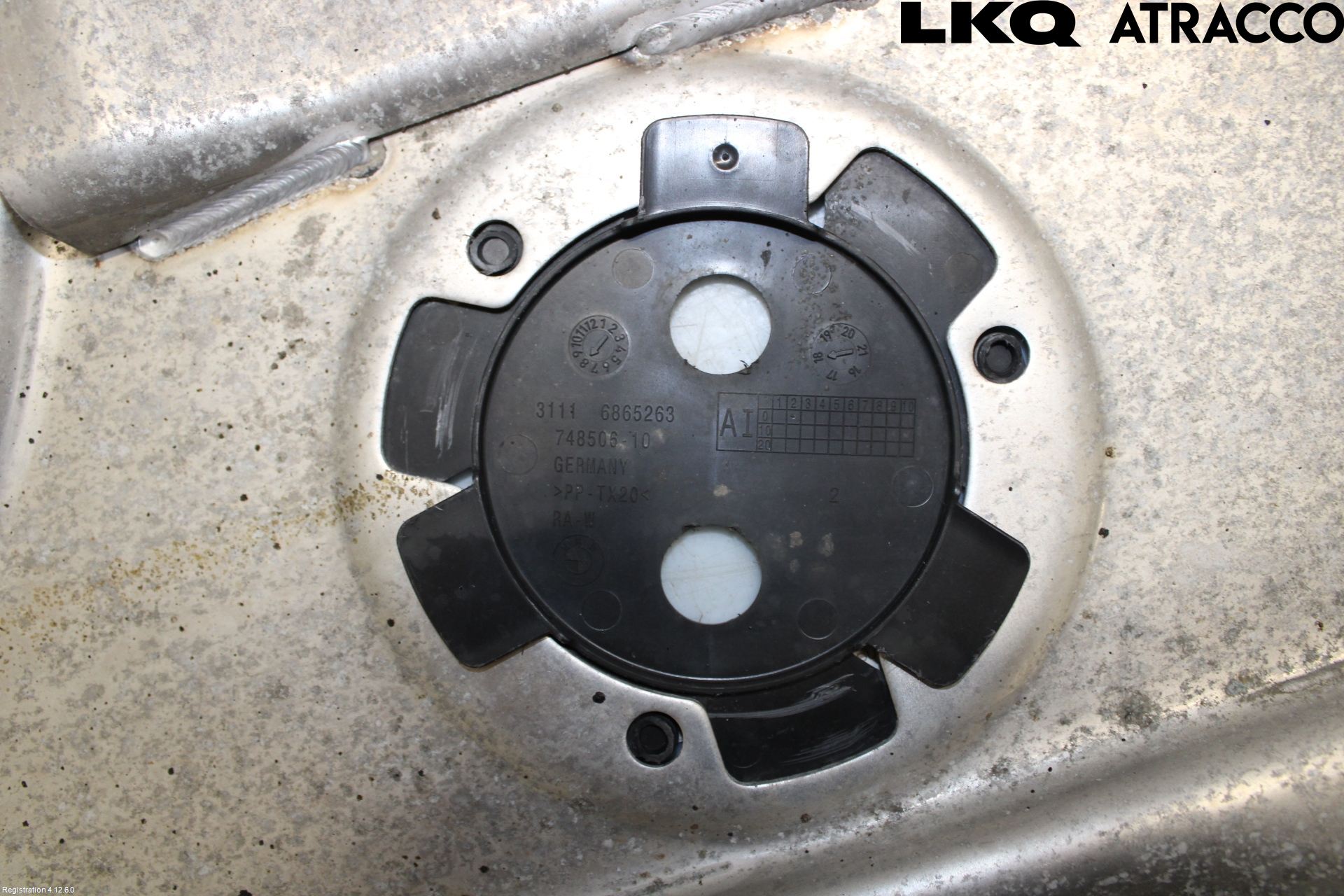 BMW 5 G30/G31/F90 17-23 Bunnplate U Motor-Gear-Dørk