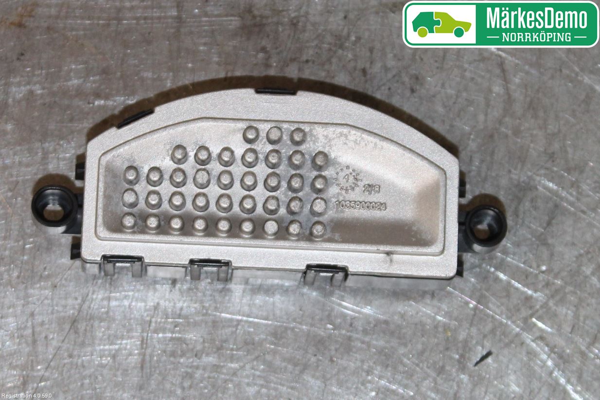 Volkswagen VW GOLF SPORTSVAN 15-20 Varmeapparat Viftemotstand