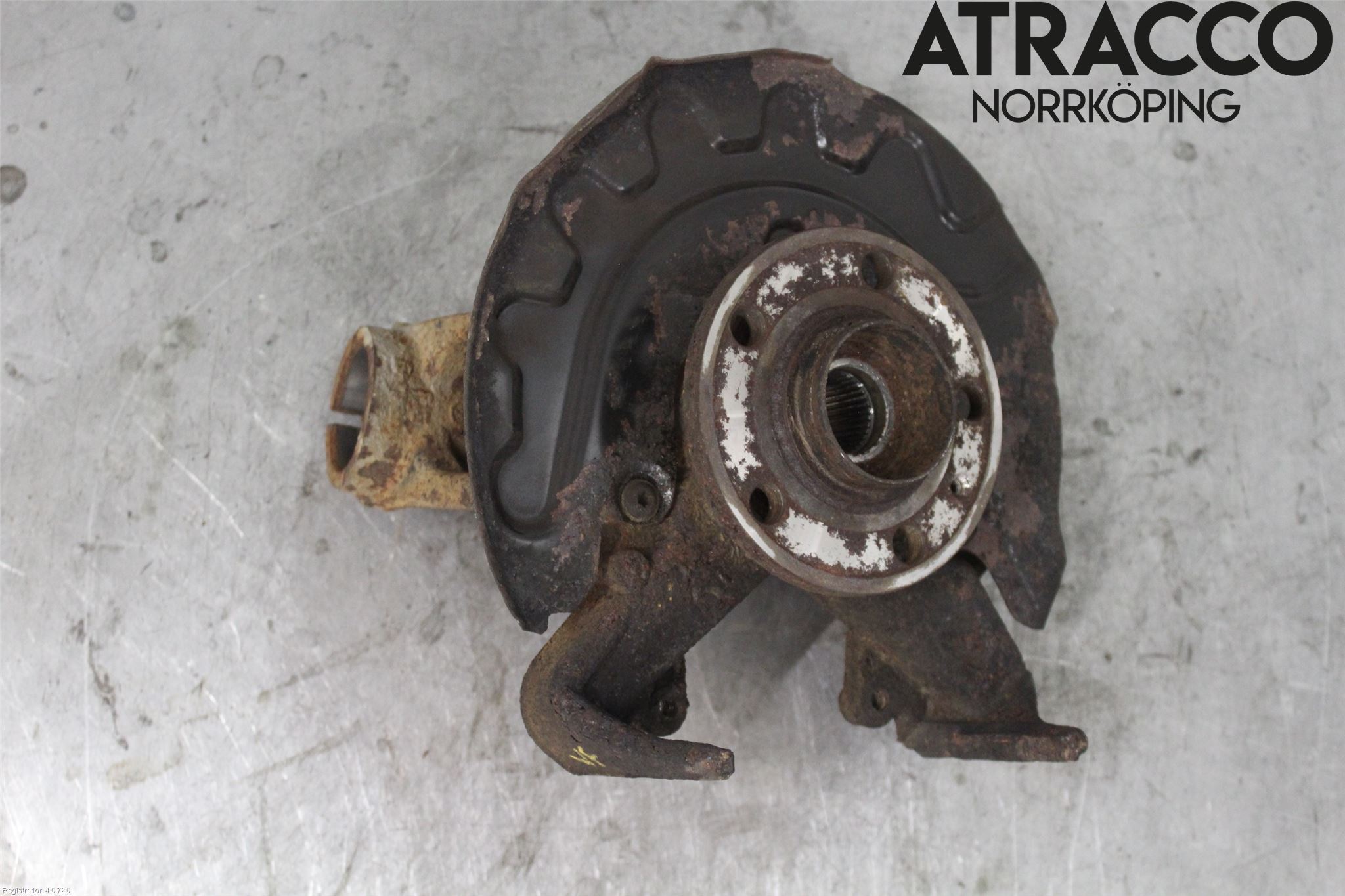 Volkswagen VW POLO 10-17 Spindel Vf