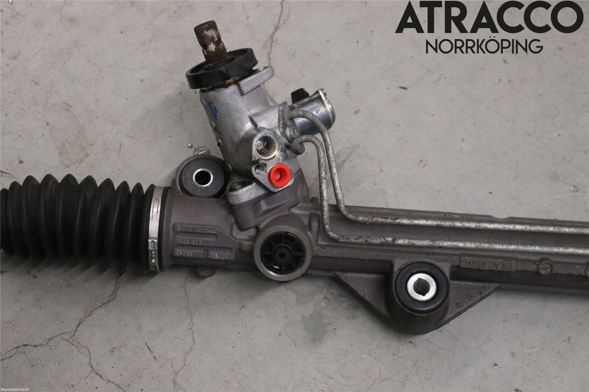 Jaguar XJ X350        03-09 Servo Snekke - Tannstang