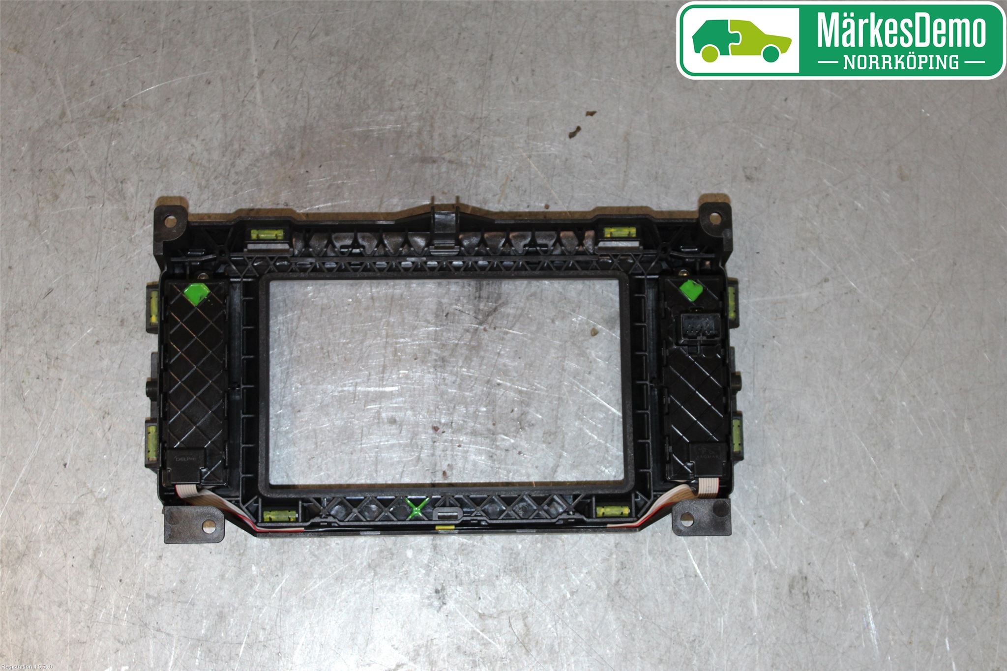 Jaguar XE (X760) 15-24 Innr Radio Ramme