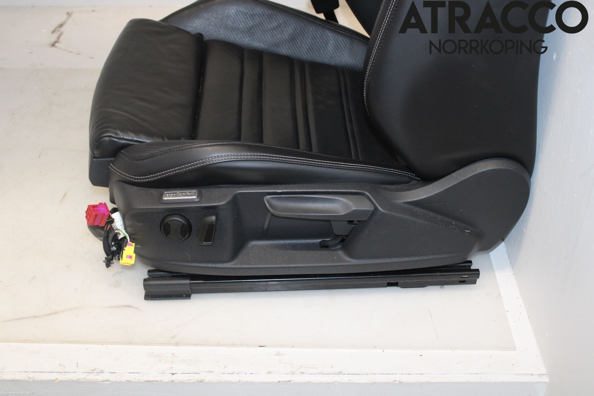 Volkswagen VW PASSAT 20-24 Innr Sete Foran Venstre