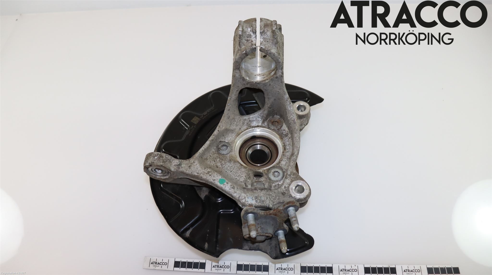Volkswagen VW TIGUAN 16-24 Spindel Vf