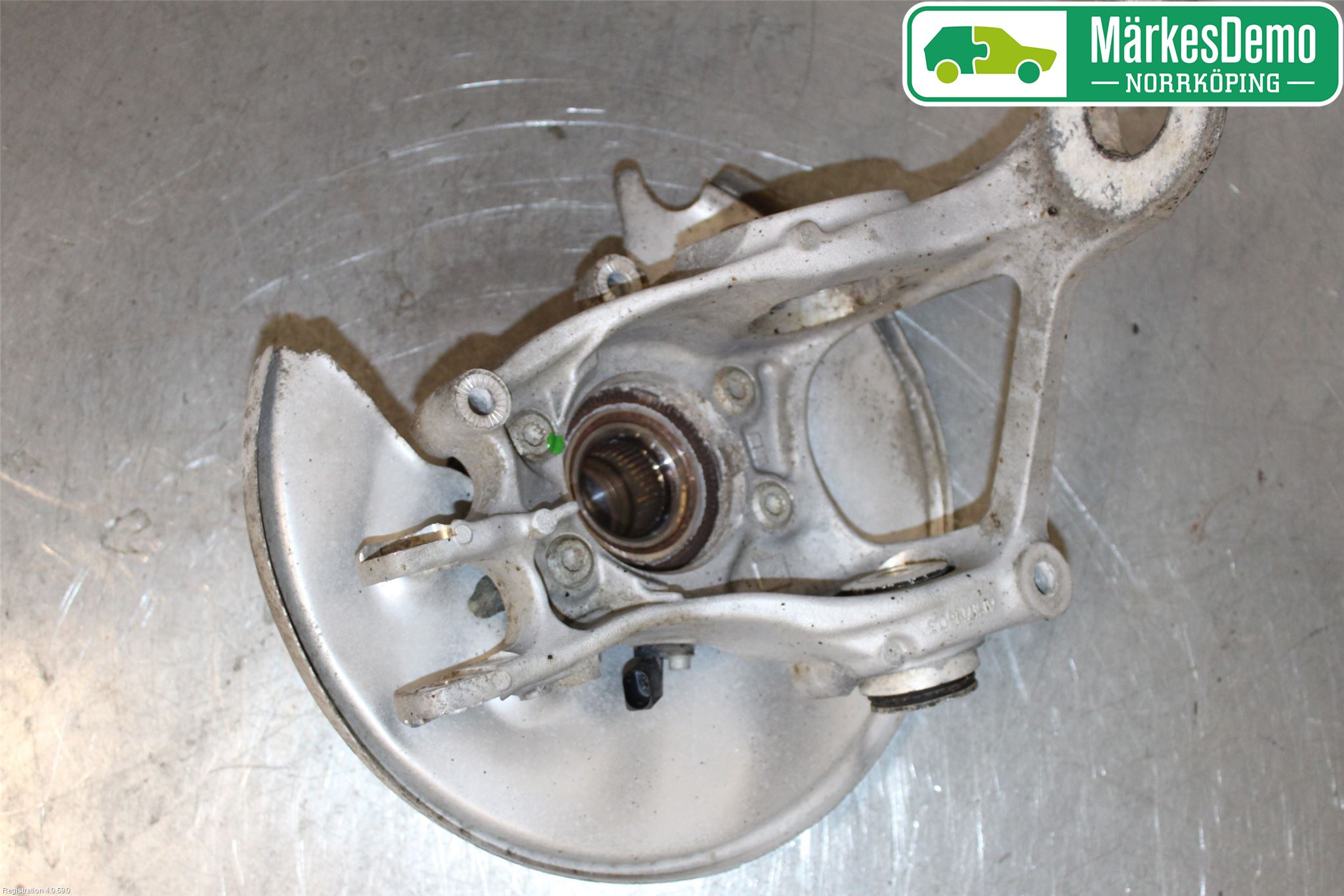 Audi A4 12-15 Spindel Vb