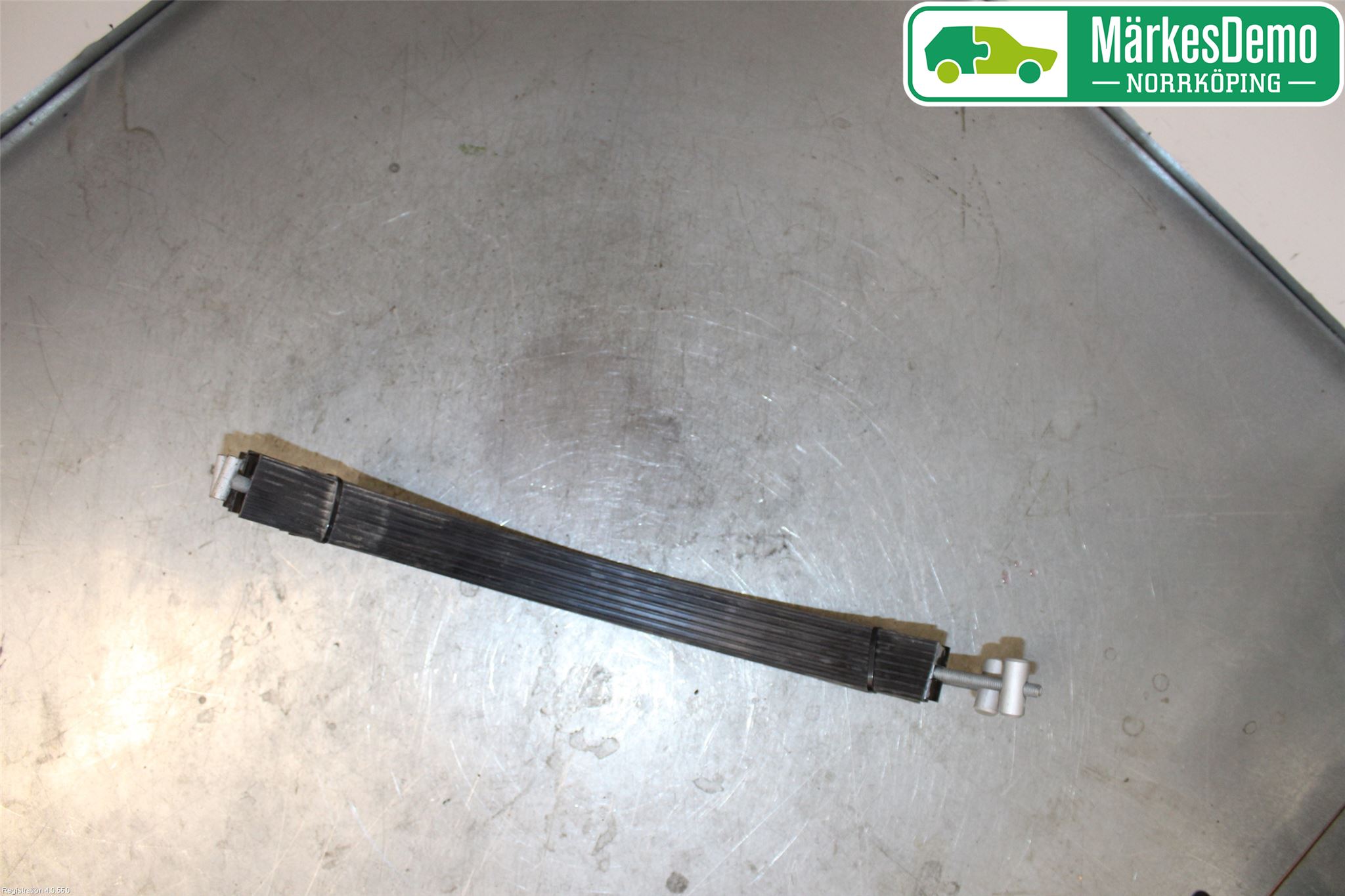 Volkswagen VW CADDY 16-20 Drivstofftank Bånd-Feste