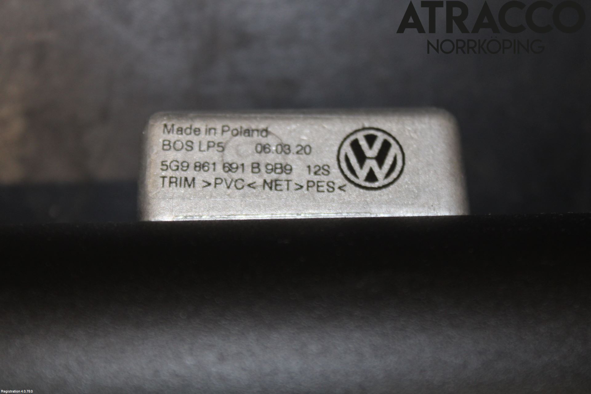 Volkswagen VW GOLF / E-GOLF VII 13-20 Innr Lastenett