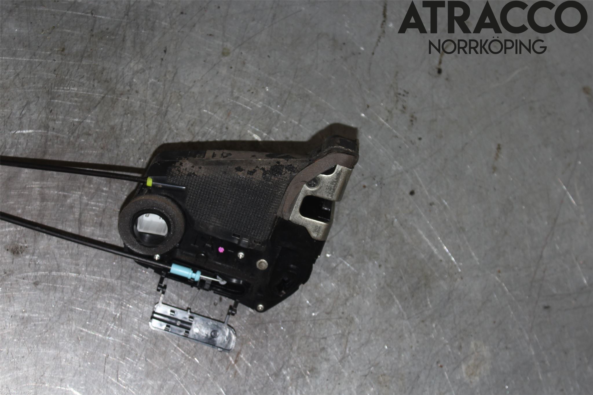 Toyota PRIUS NWH20 04-08 Dørlås - Låsekasse