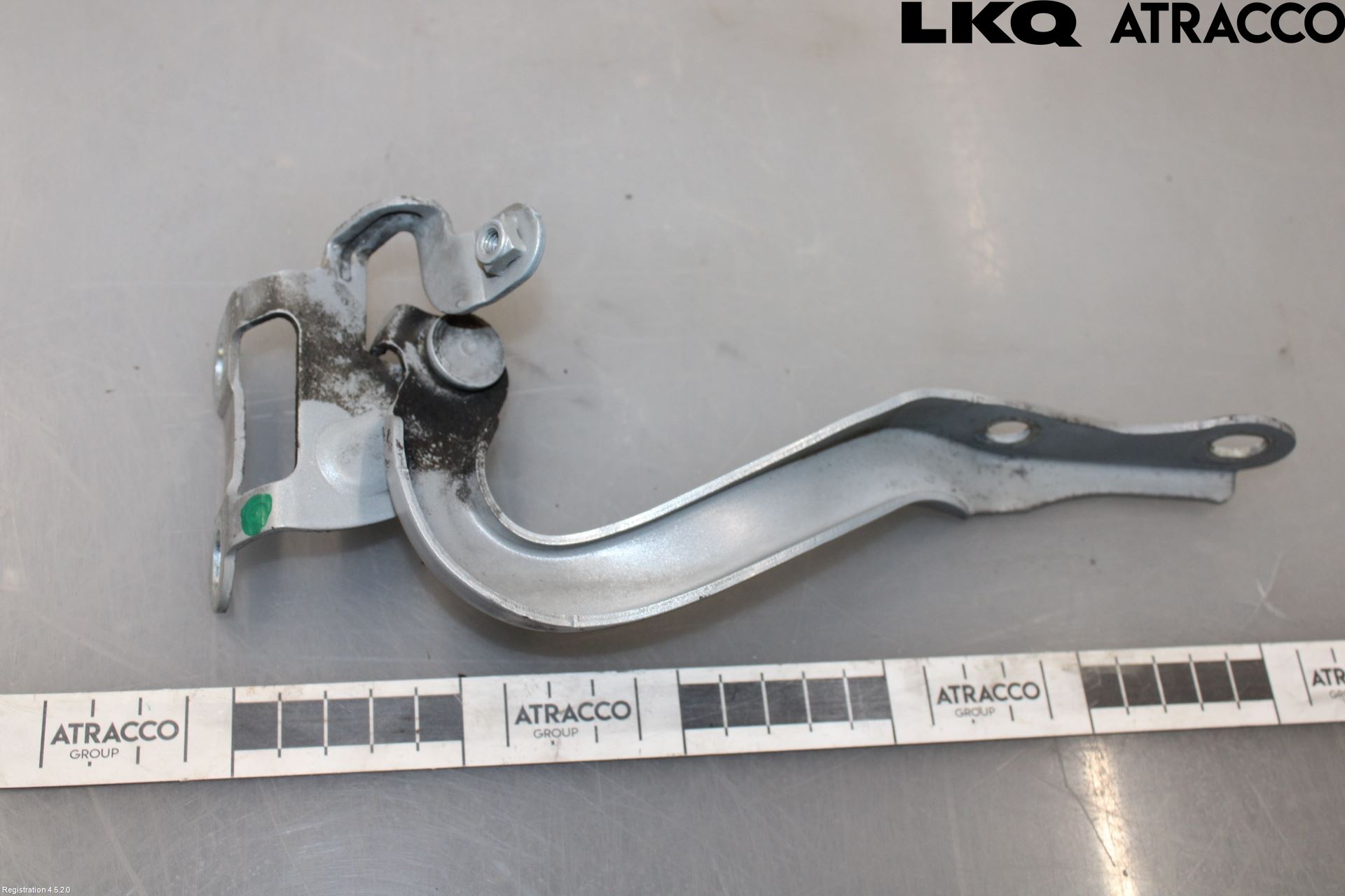 Toyota AYGO 06-14 Bakluke Hengsel Venstre