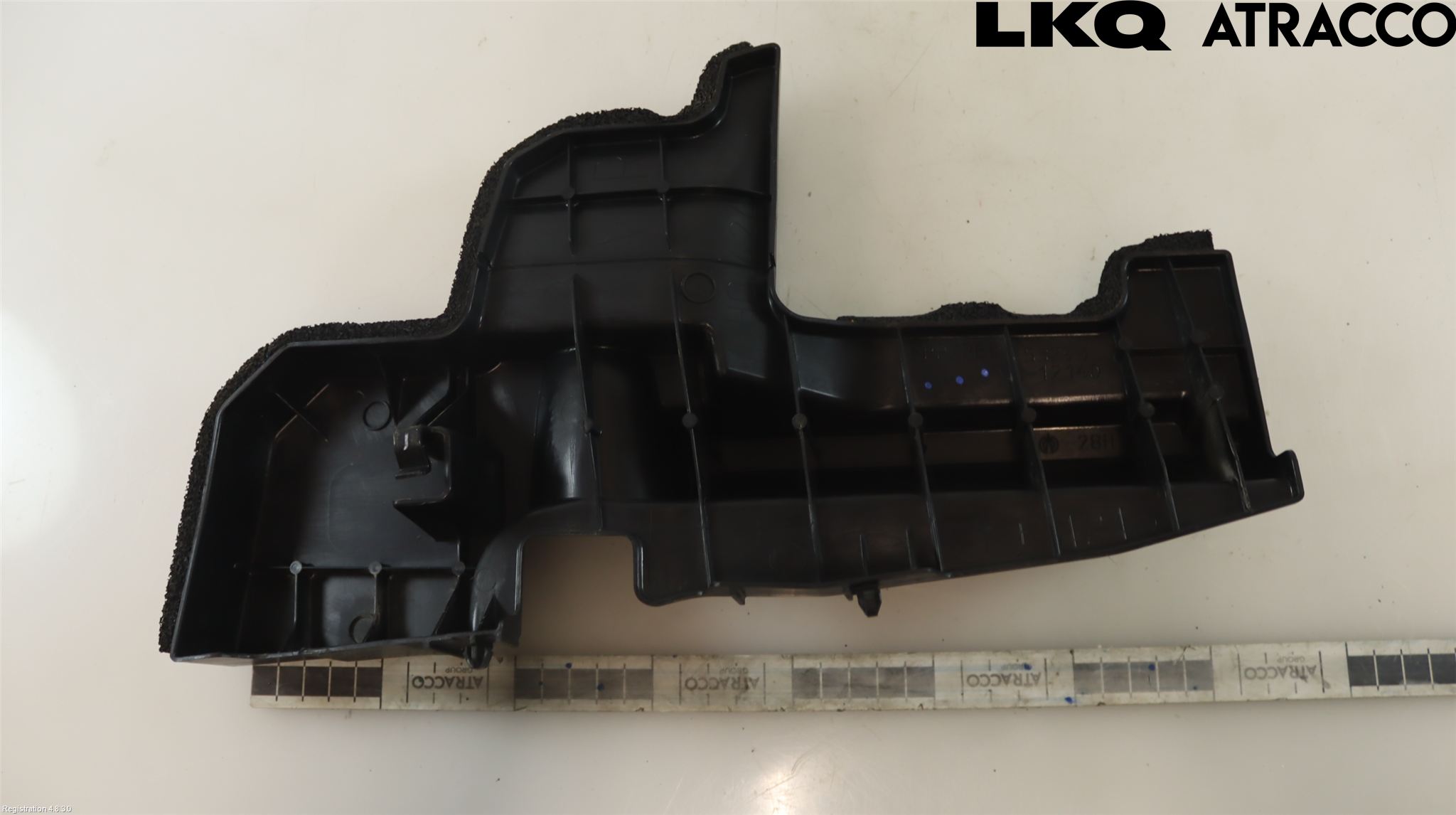 Toyota AURIS 10-12 Luftstyring Front