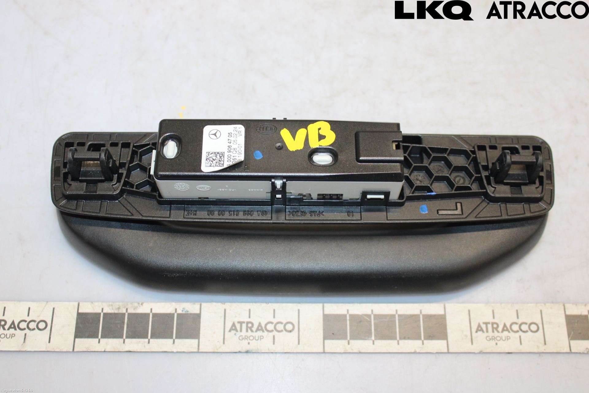 Mercedes-Benz MB EQB (X243) 22- Innrhandtak I Taket