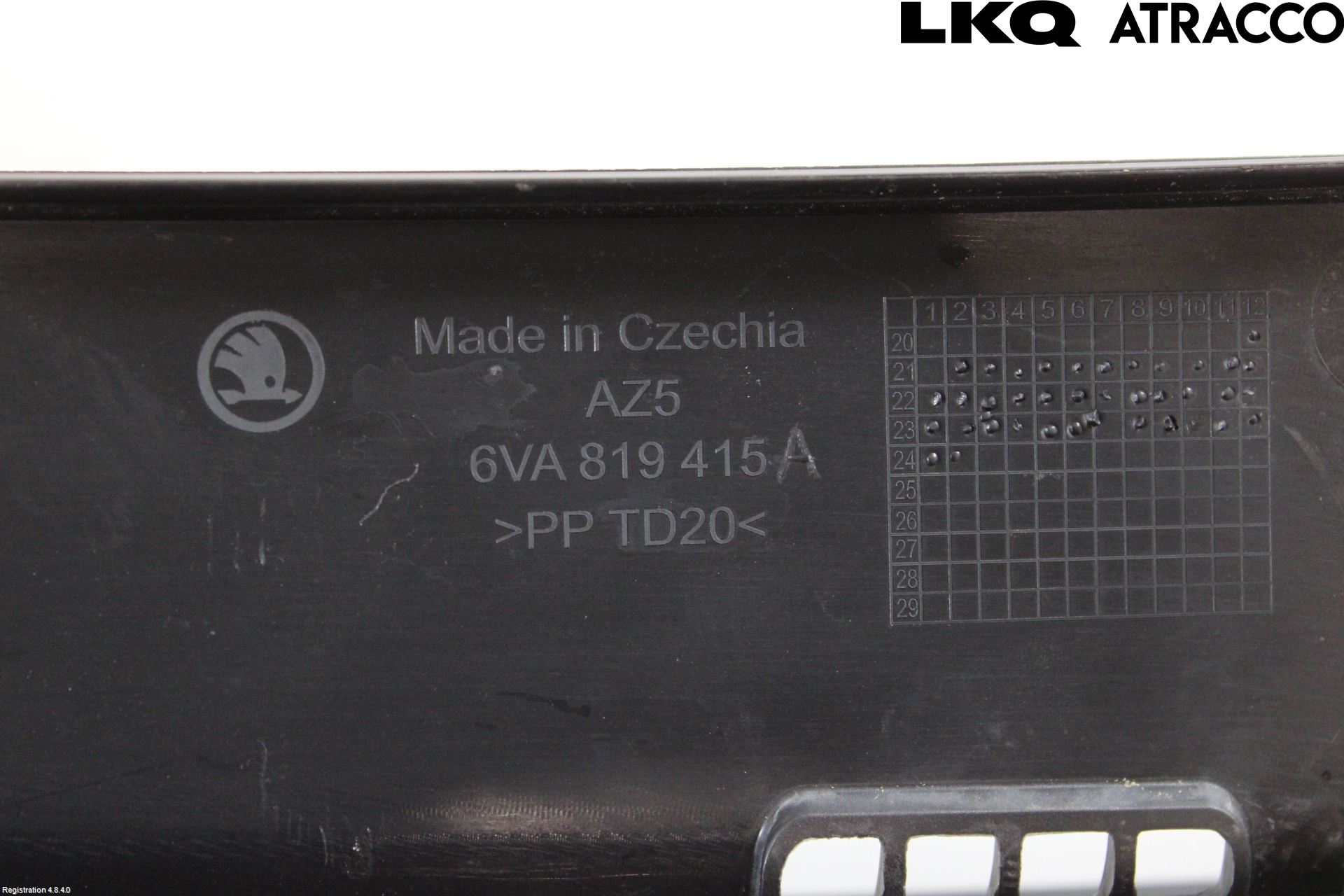 Skoda FABIA 22- Visker Deksel-Grill-Under Frr