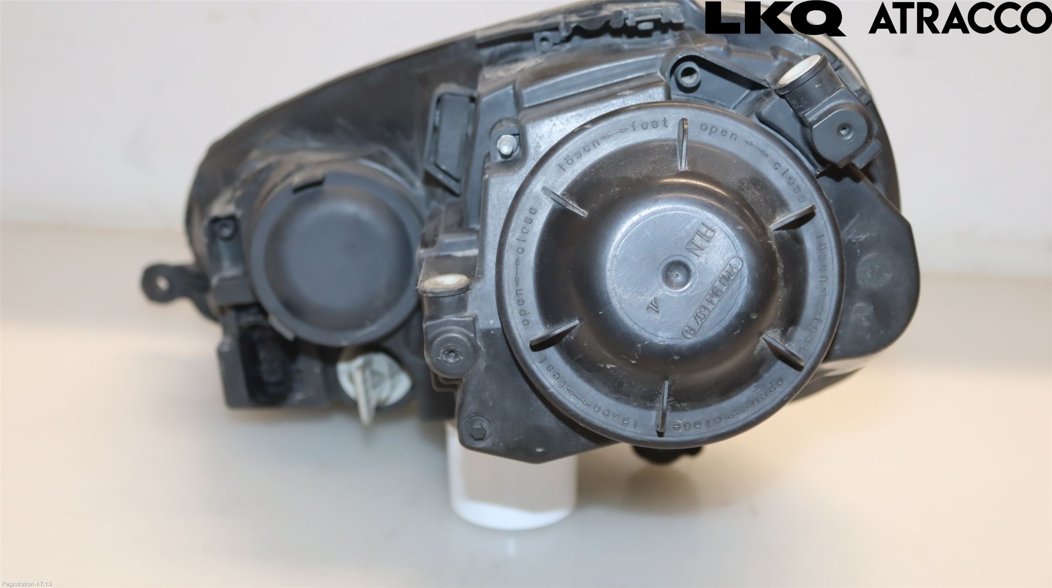 Volkswagen VW GOLF V 04-09 Frontlykt Høyre