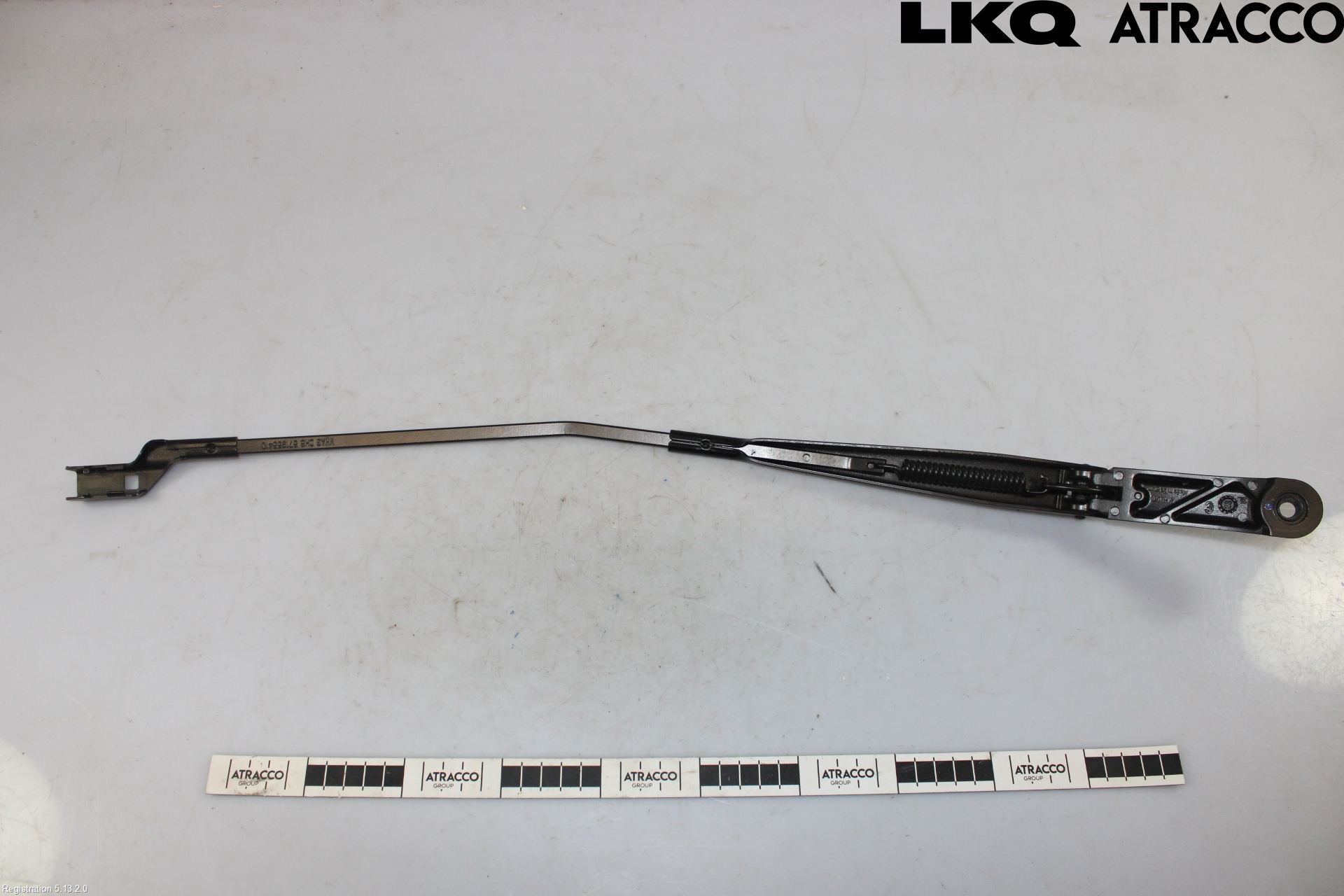 Volkswagen VW TIGUAN 24- Viskerarm-Armer Frontrute