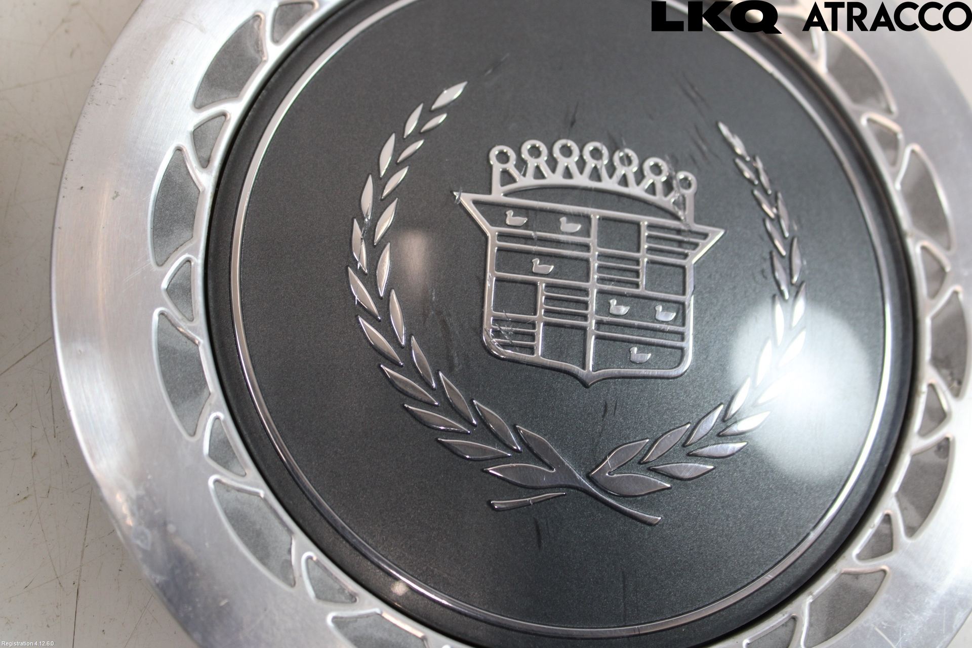 CADILLAC FLEETWOOD 35-96 Hjulkapsel