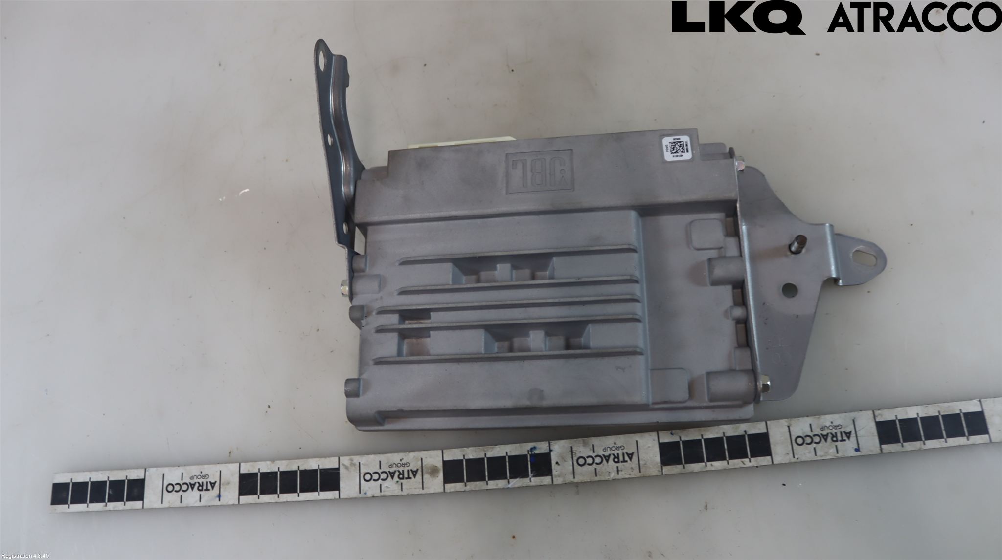 Toyota RAV4 19- Stereo Forsterker