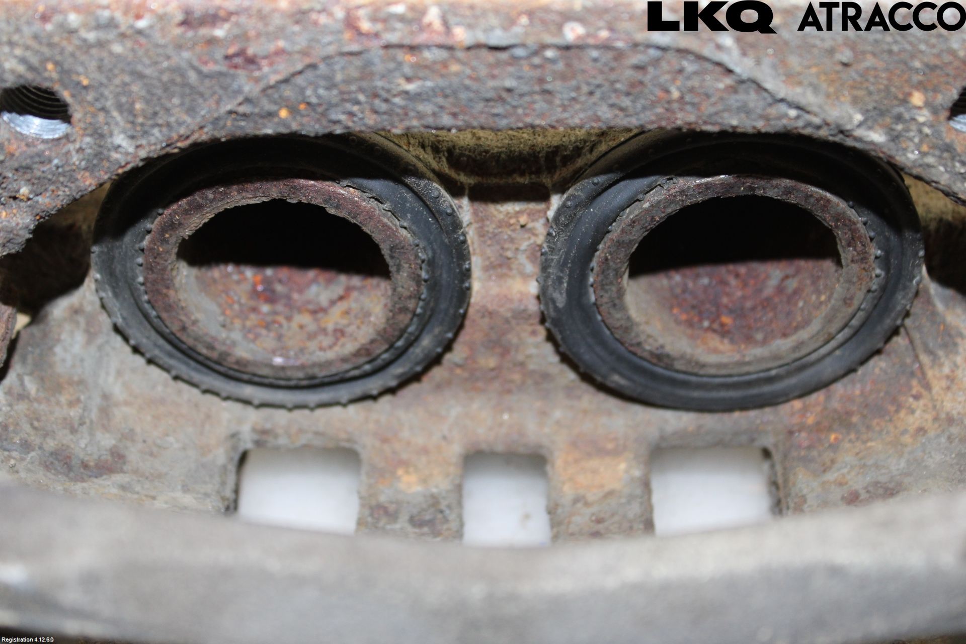 Mercedes-Benz MB VITO/V-KLASS (W640,W447,W448) 14- Bremsecaliper Foran Høyre