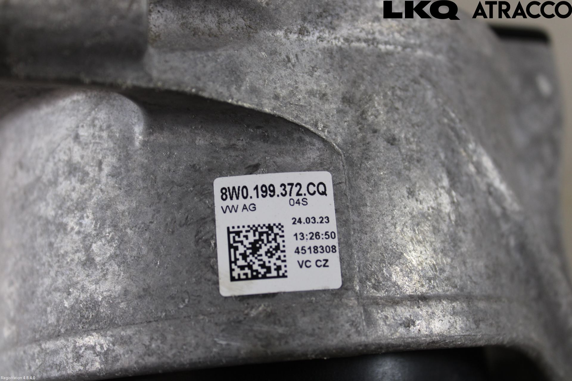 Audi A4/S4 B9 20- Motor Feste Gummi
