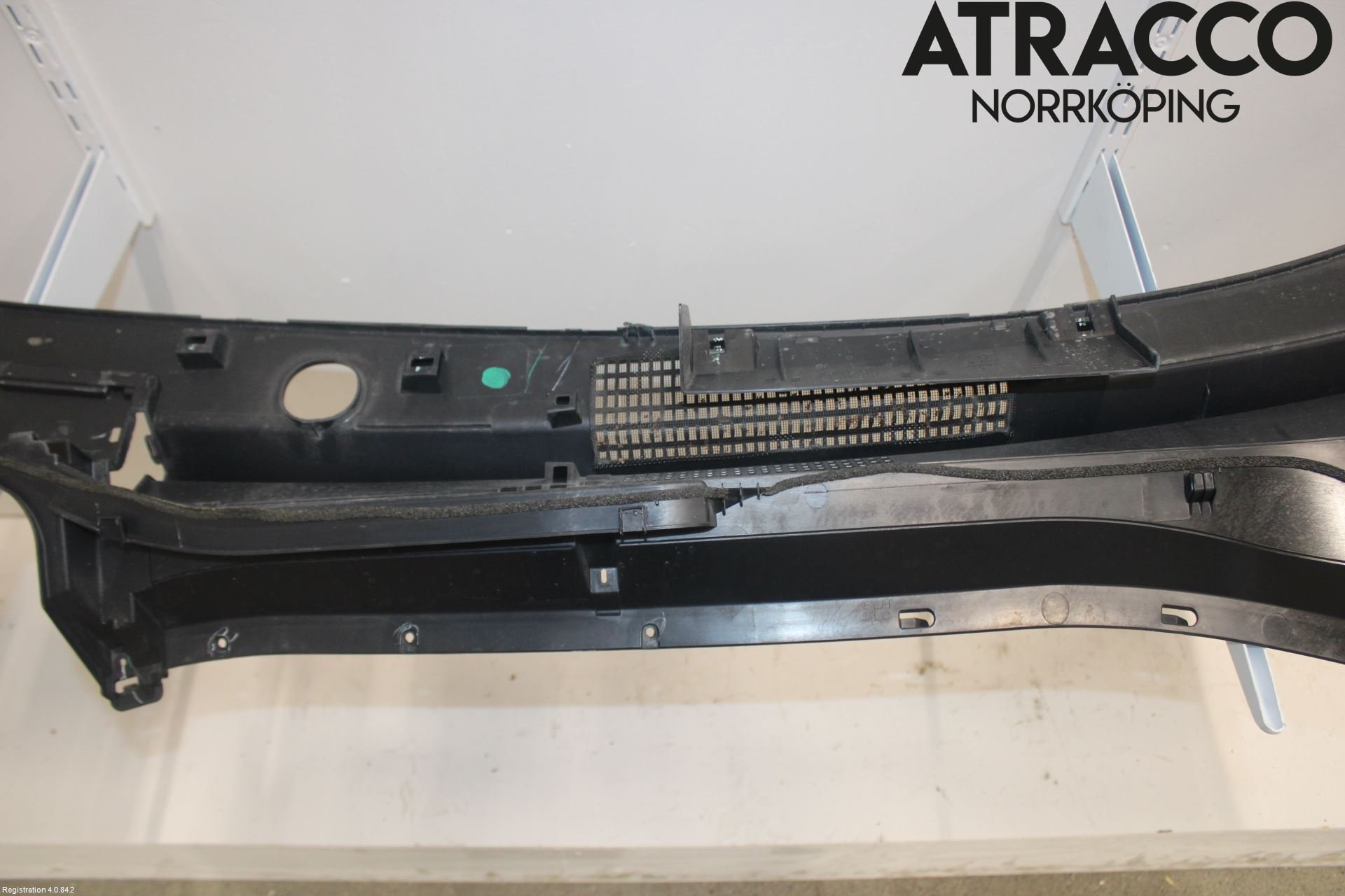 Toyota C-HR 16-23 Visker Deksel-Grill-Under Frr