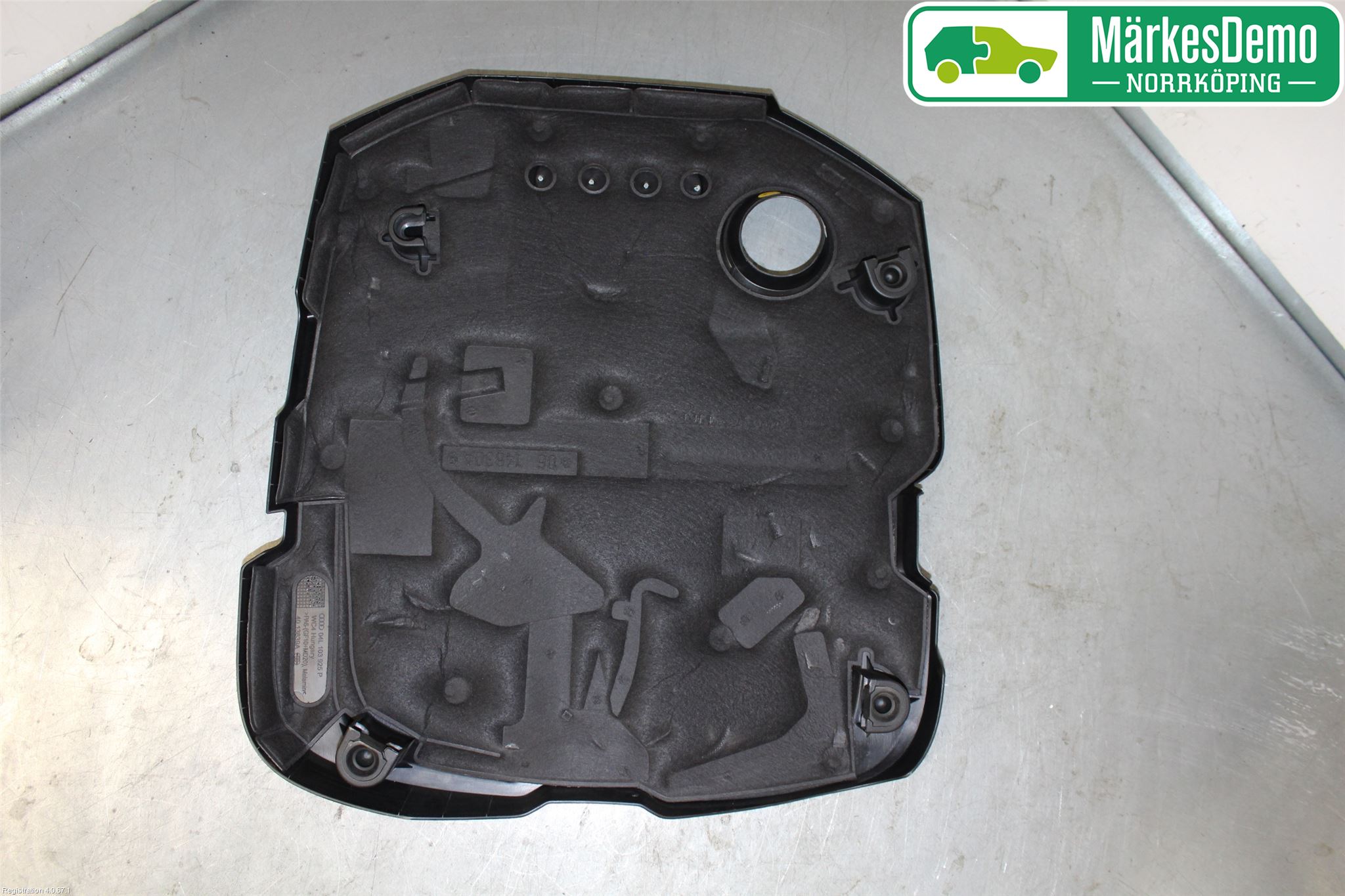 Audi A4/S4 B9 20- Motor Deksel Over Motor