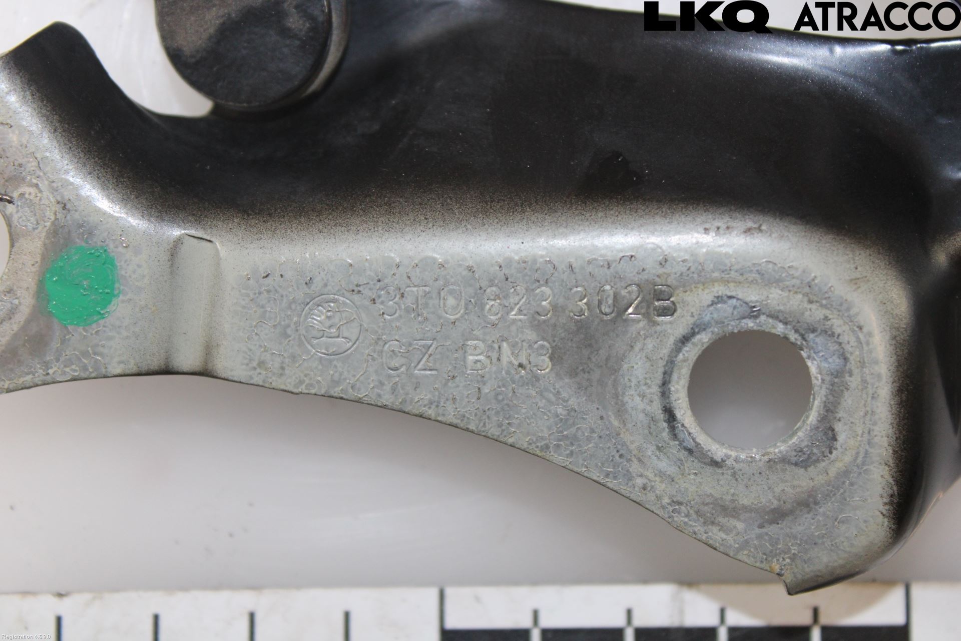 Skoda SUPERB 09-15 Panser Hengsel - Hengsler