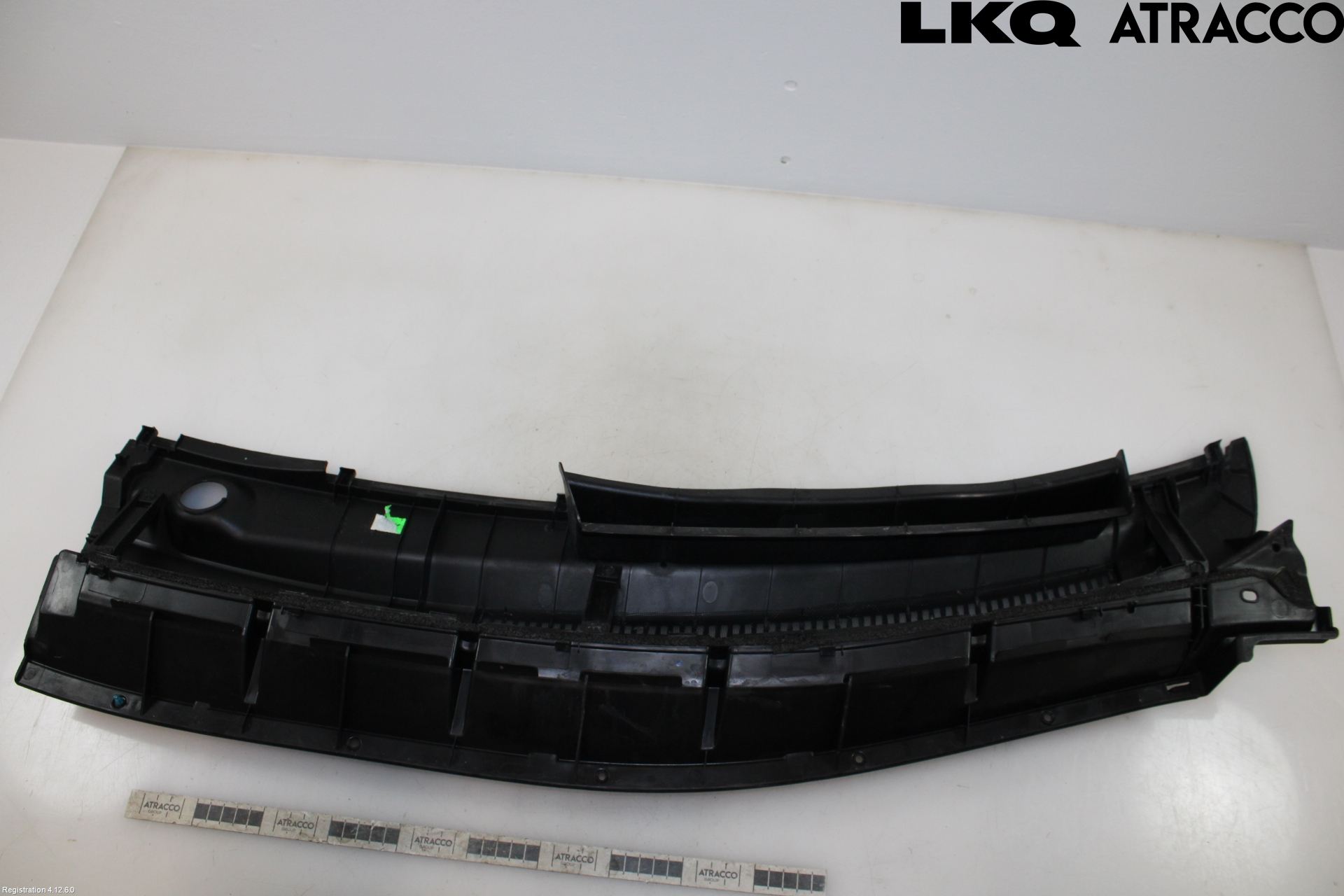 Toyota AURIS 10-12 Visker Deksel-Grill-Under Frr
