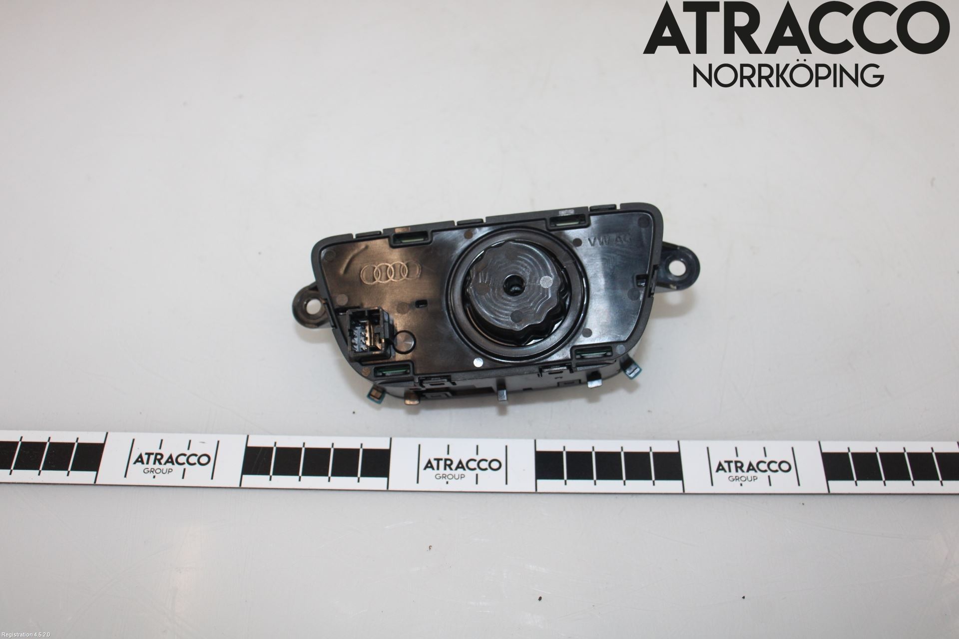 Audi Q5/SQ5 17- Bryter Hovedlys