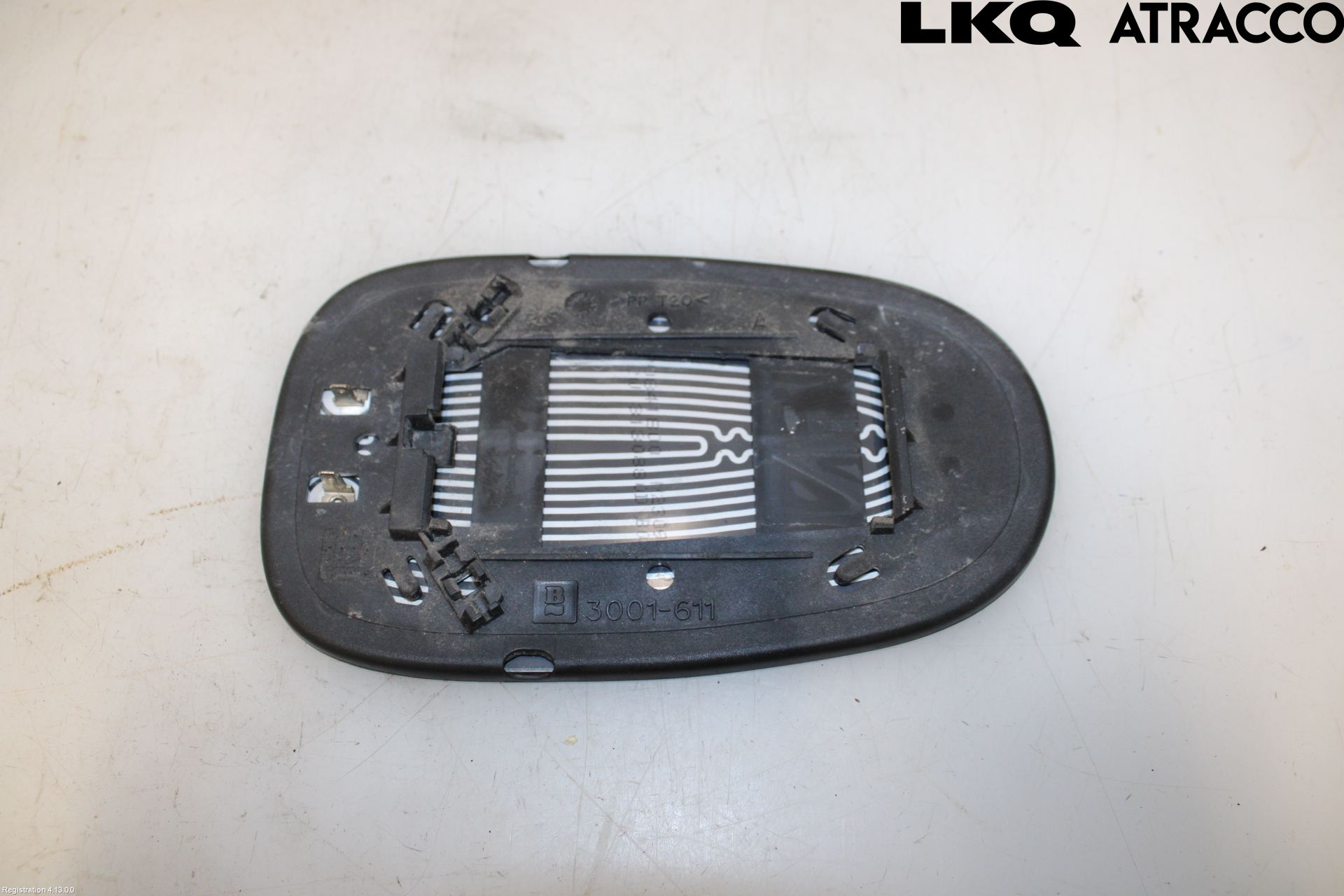 Nissan ALMERA    00-06 Speil Glass V