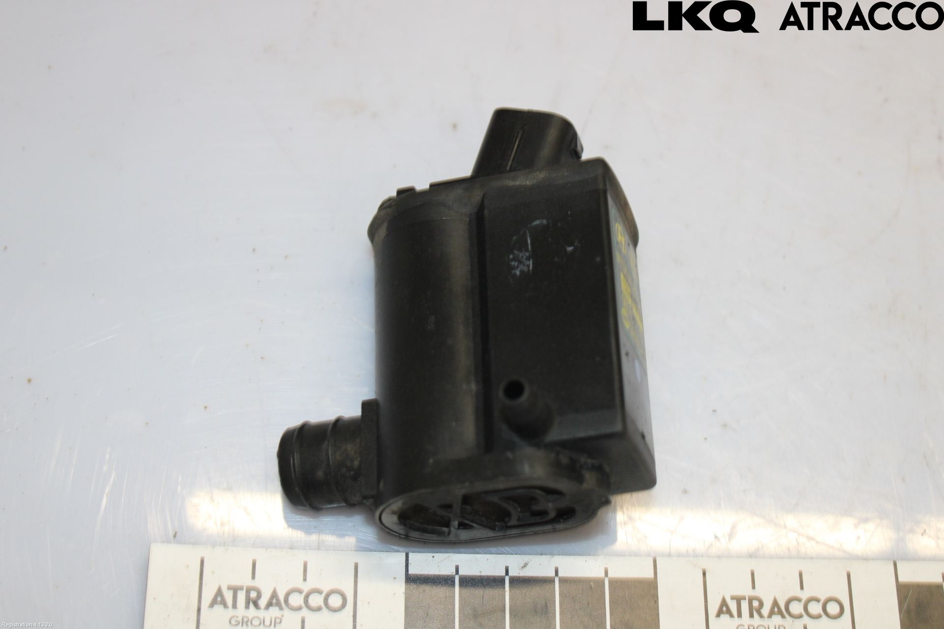 Kia RIO 06-11 Spylerpumpe Frontrute