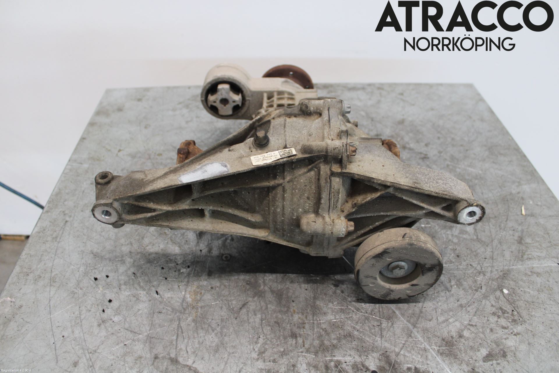 Audi A4/S4 B9 20- Bakaksel Kardang Bak -Diff