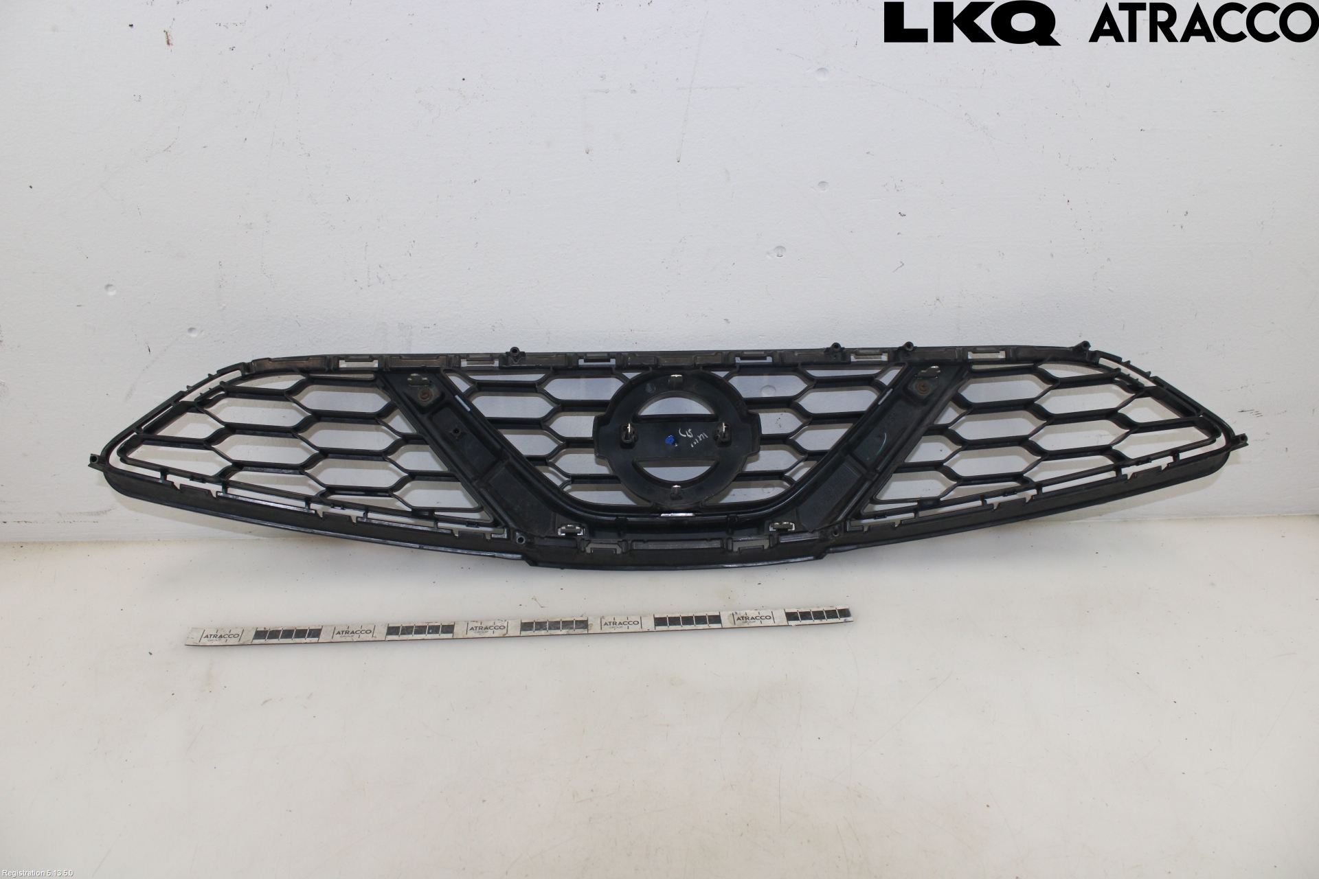 Nissan MICRA 11-16 Grill Komplett