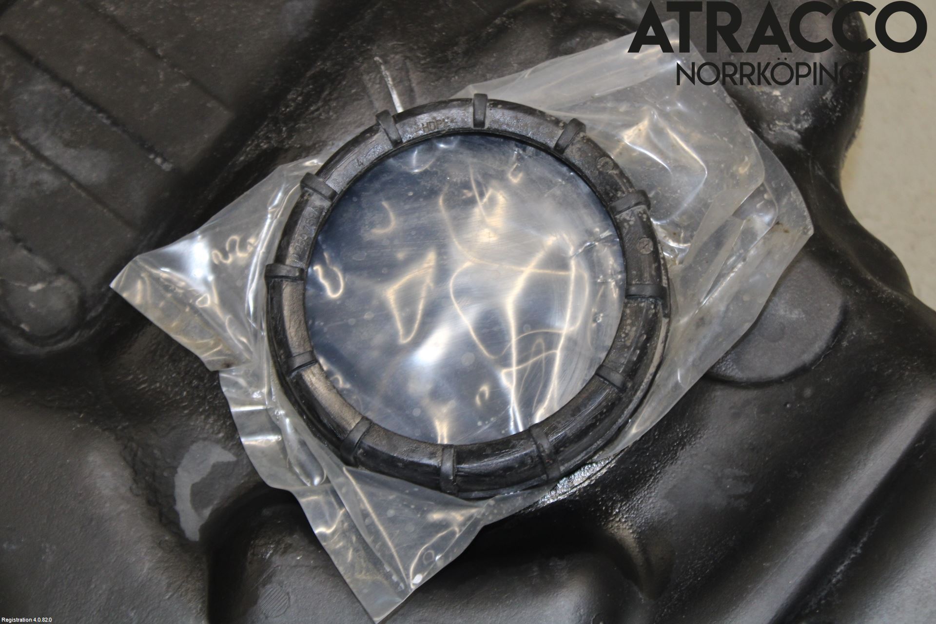 Volkswagen VW CADDY 11-15 Drivstofftank Diesel