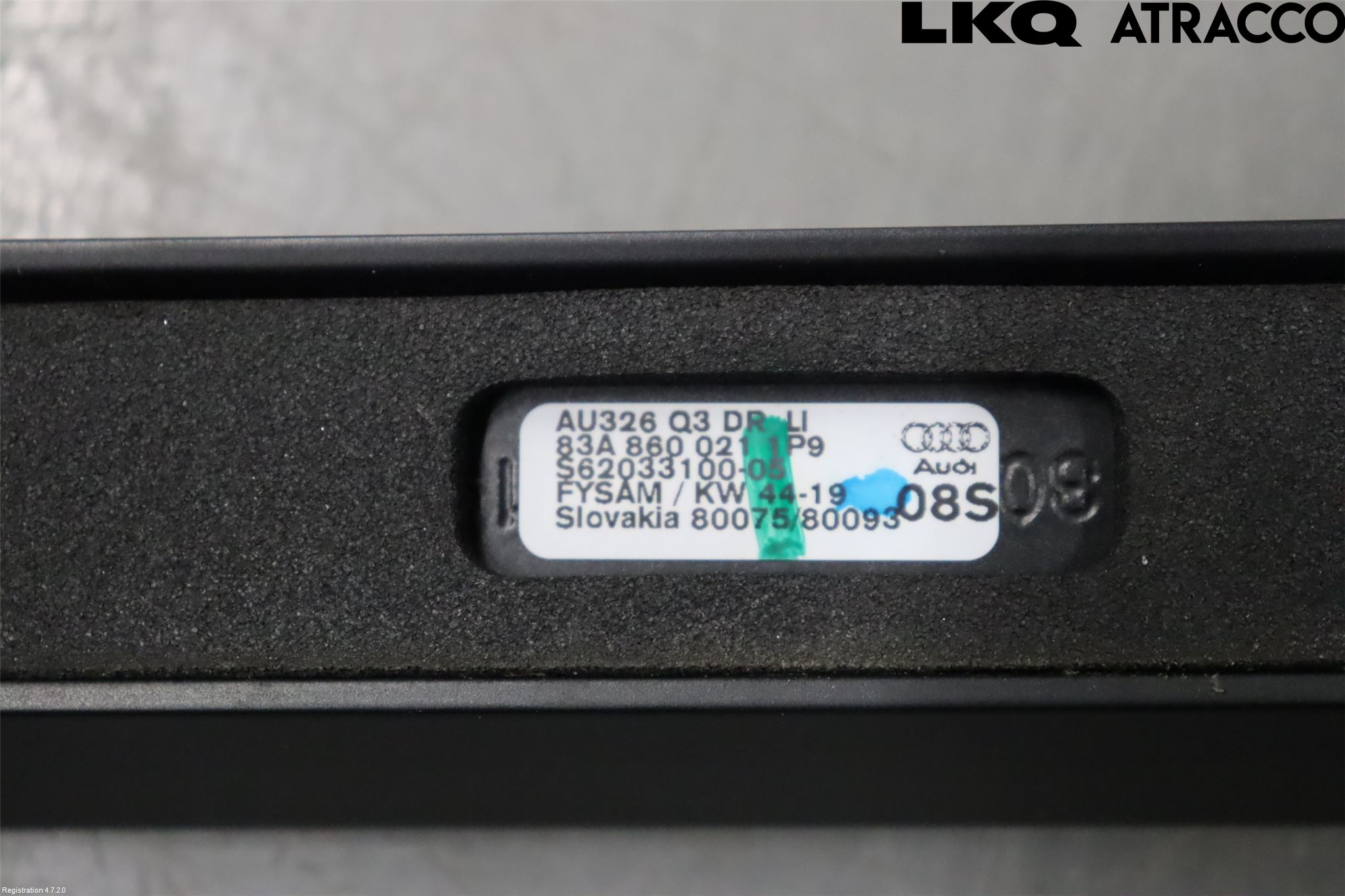 Audi Q3 F3 19- Takrails - Stativ