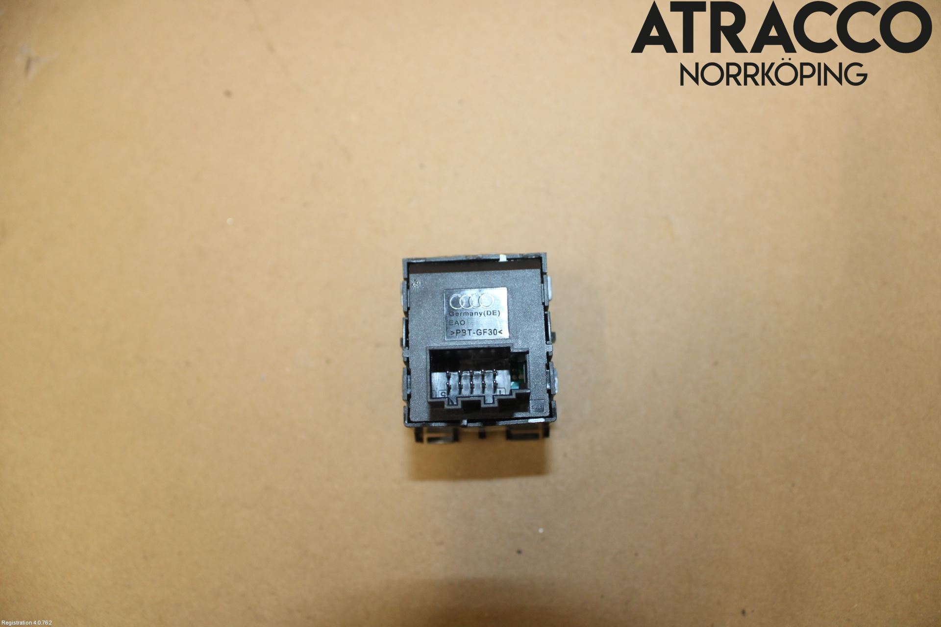 Audi A4/S4 B9 16-19 Bryter Parkeringsbrems