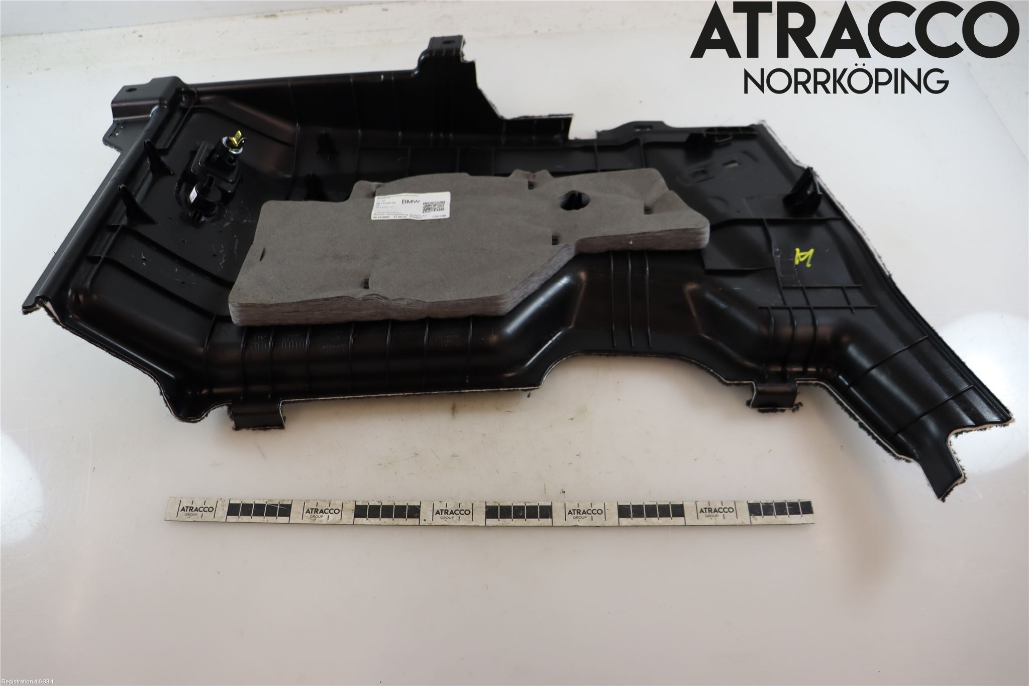 BMW 5 G30/G31/F90 17-23 Innr Sidetrekk-Deksel