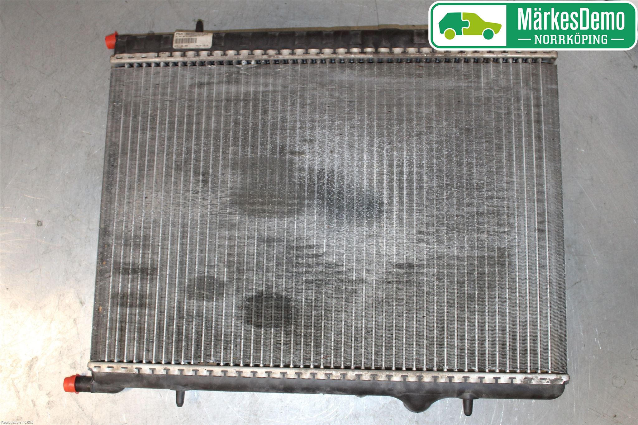 Peugeot 307     05-08 Radiator Manuell