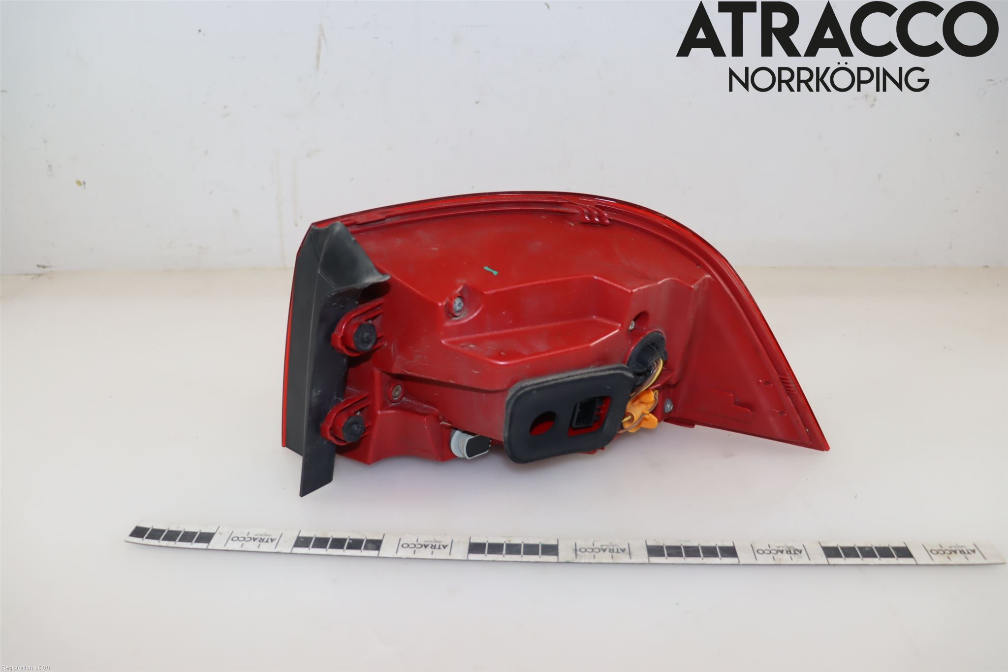 Volkswagen VW PASSAT 11-14 Baklykt Venstre