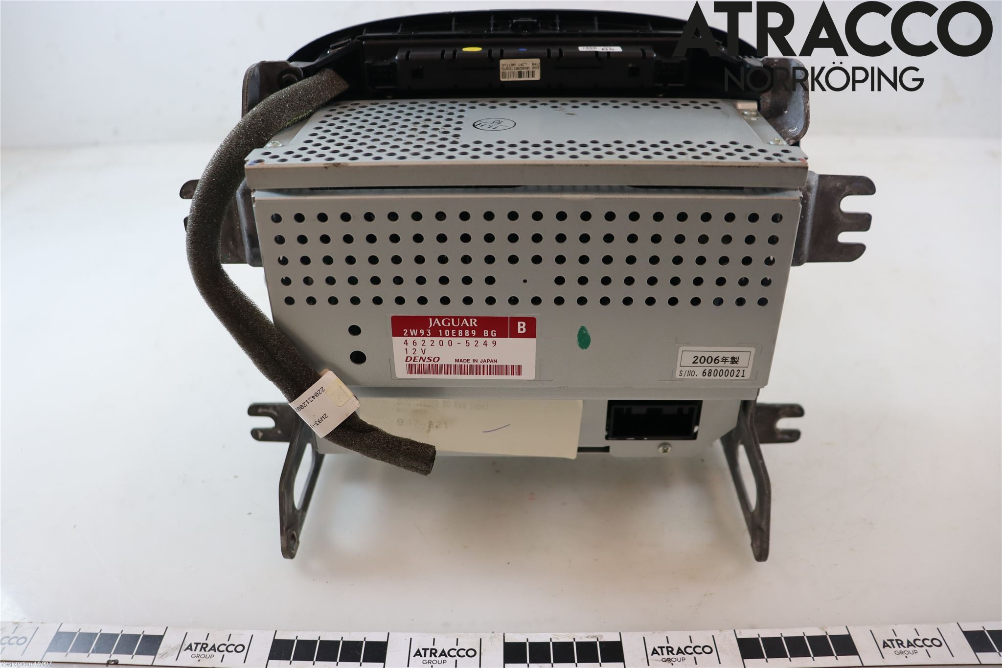 Jaguar XJ X350        03-09 Stereo Radio Med Cd