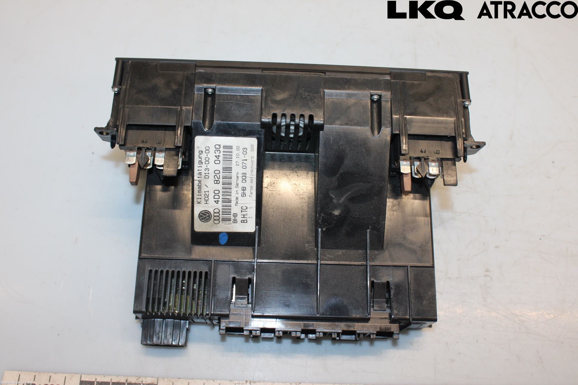 Audi A8/S8 4D 94-02 Varmeapparat Panel(Regulering)