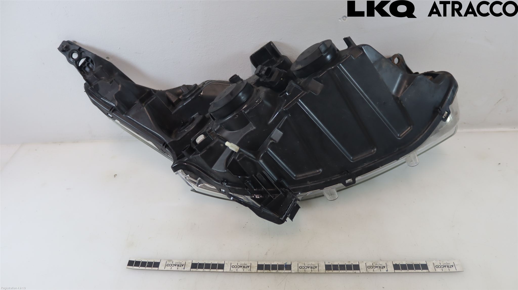 Peugeot PEUGOT 208 16-19 Frontlykt Venstre