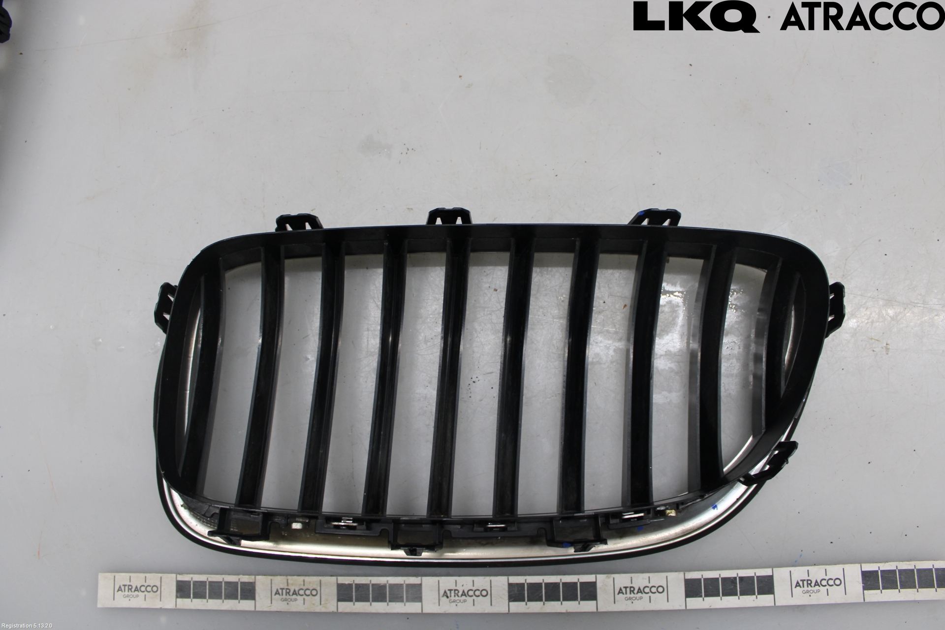 BMW 5 F10/F11/F18 09-17 Grilldel Høyre