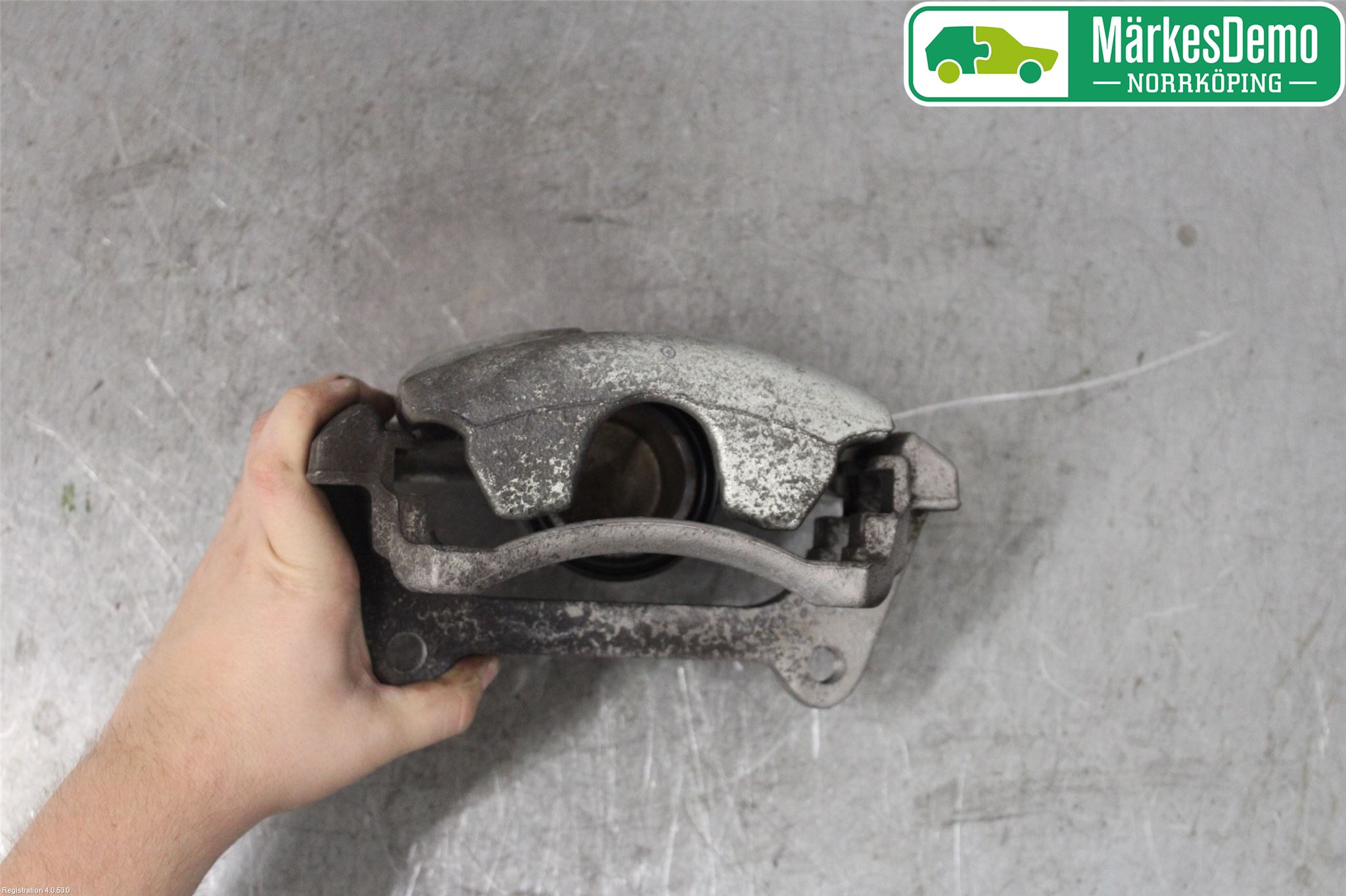 Skoda SUPERB 16-24 Bremsecaliper Foran Venstre